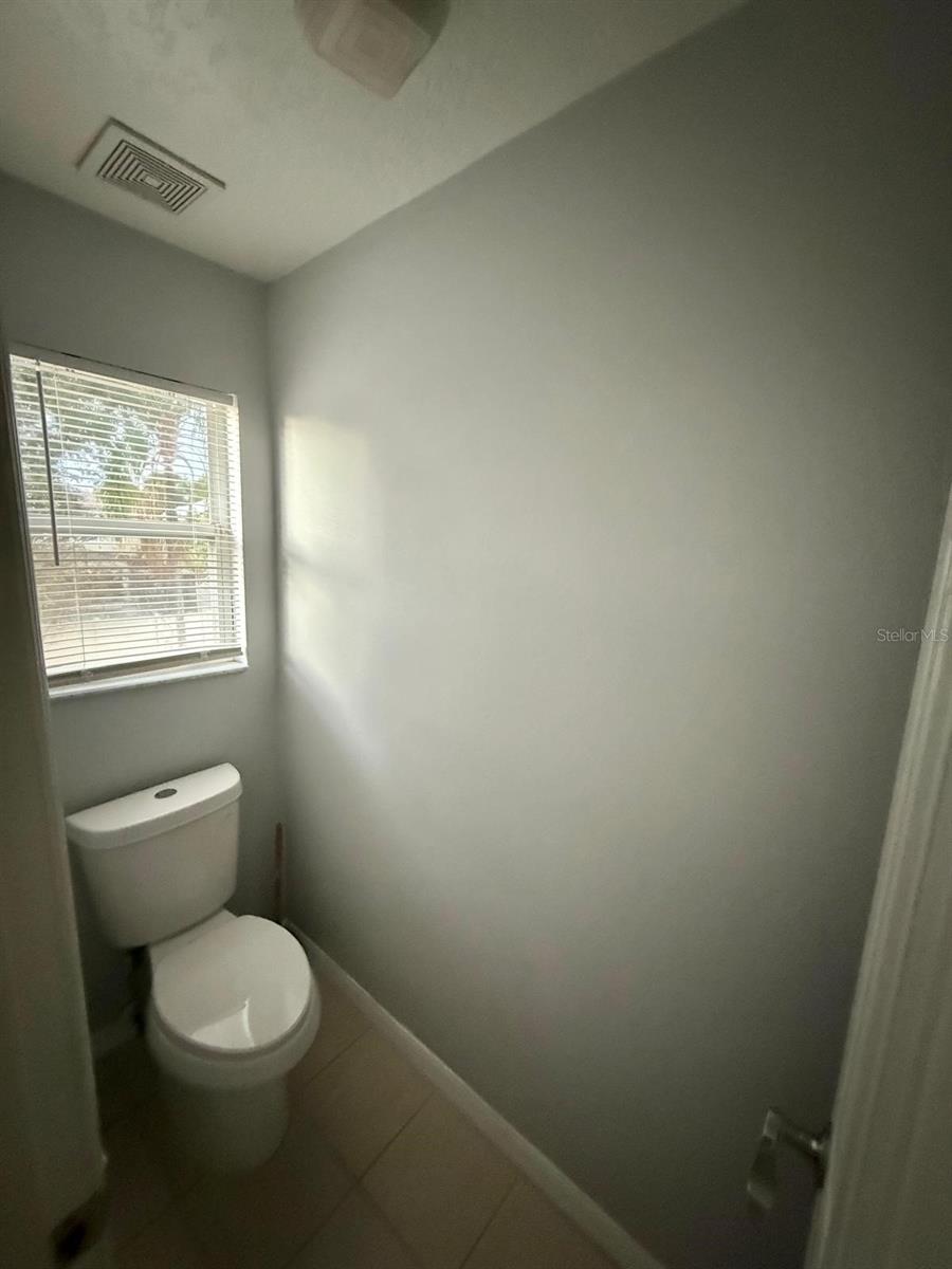 HUNTERS CREEK TR 526 PH 01 - Residential Lease