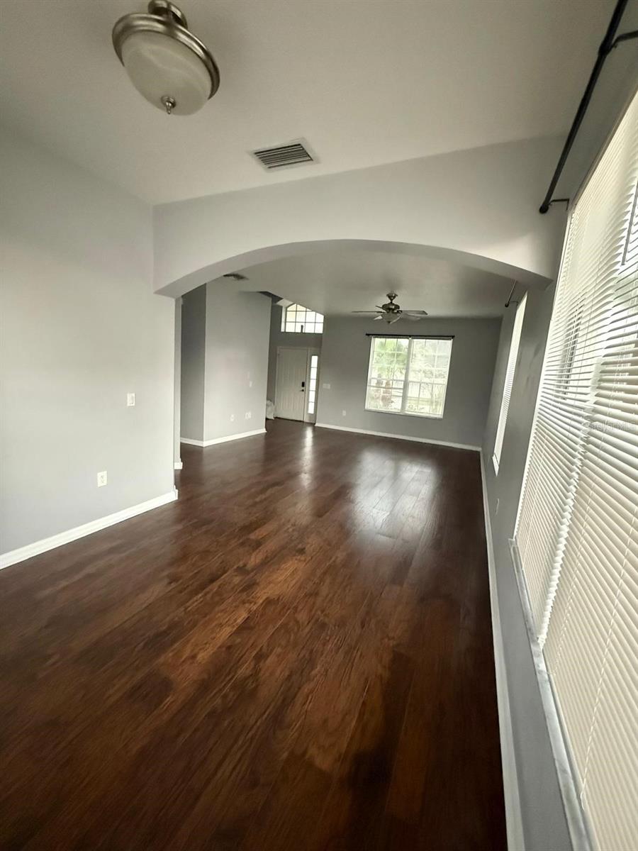 HUNTERS CREEK TR 526 PH 01 - Residential Lease