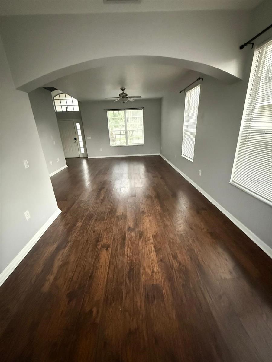 HUNTERS CREEK TR 526 PH 01 - Residential Lease