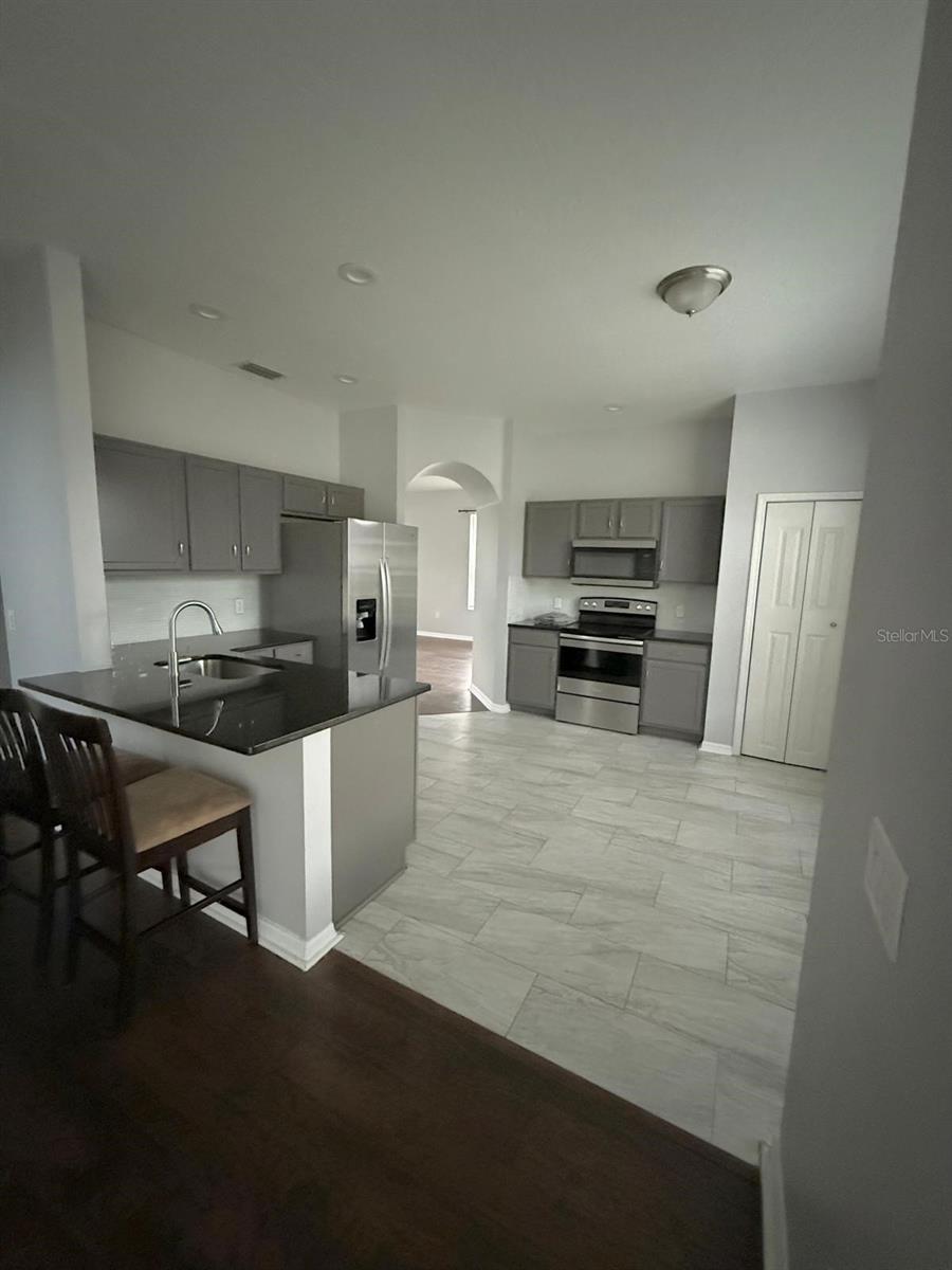 HUNTERS CREEK TR 526 PH 01 - Residential Lease