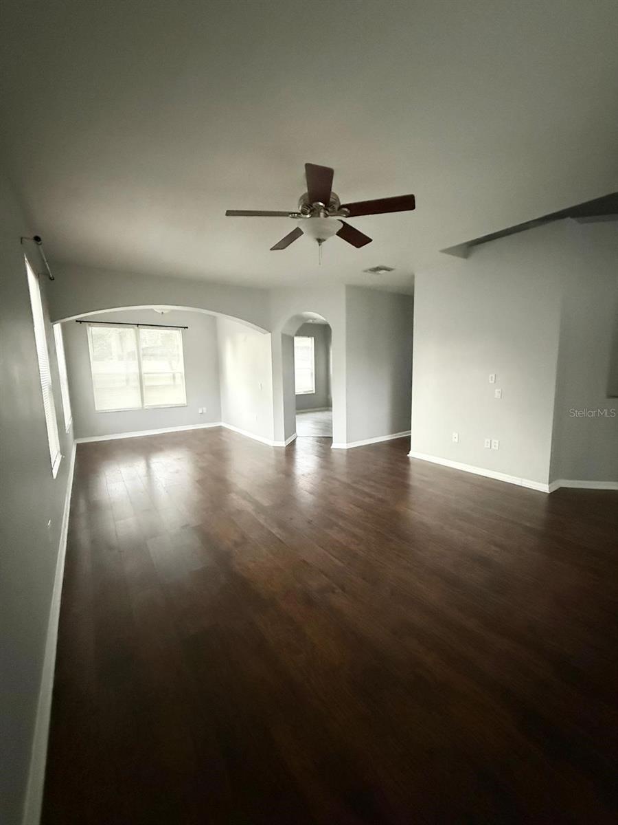 HUNTERS CREEK TR 526 PH 01 - Residential Lease