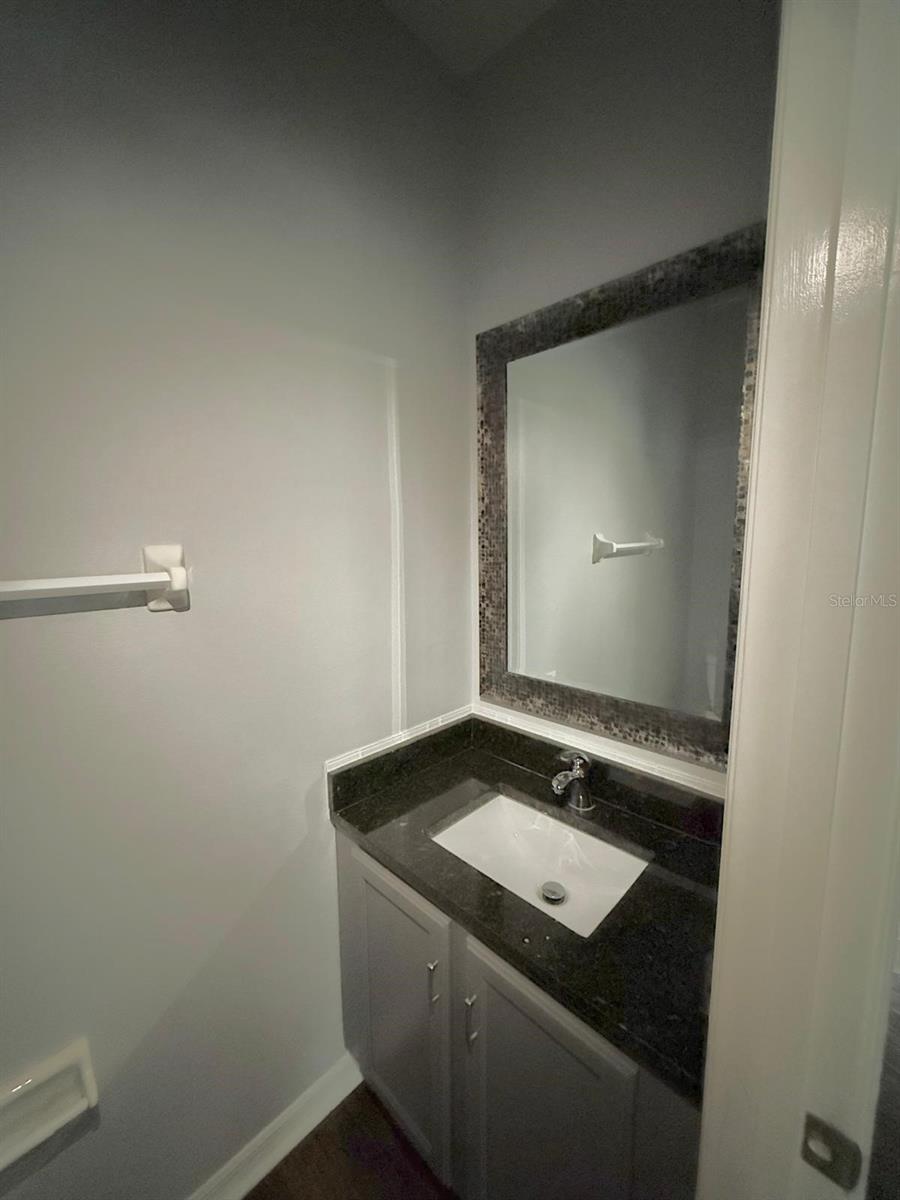 HUNTERS CREEK TR 526 PH 01 - Residential Lease