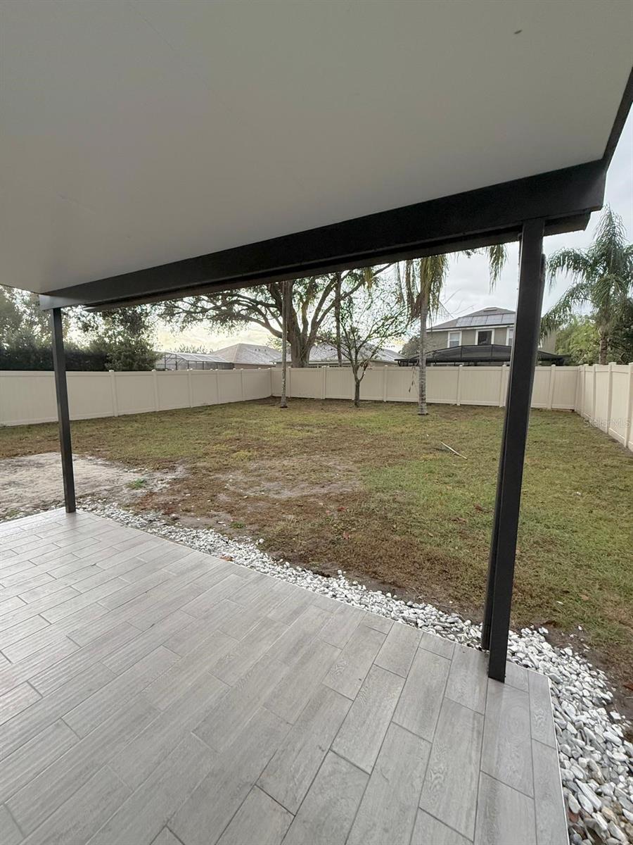 HUNTERS CREEK TR 526 PH 01 - Residential Lease