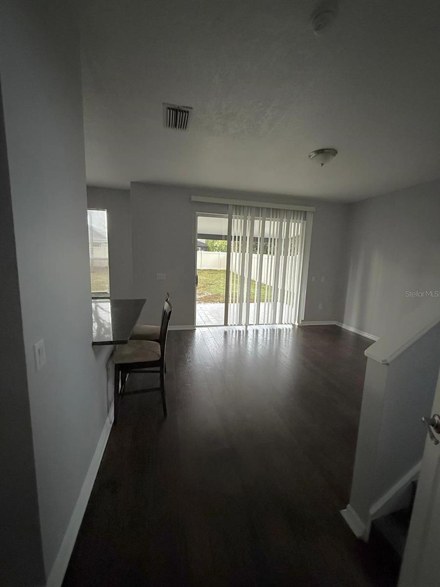 HUNTERS CREEK TR 526 PH 01 - Residential Lease