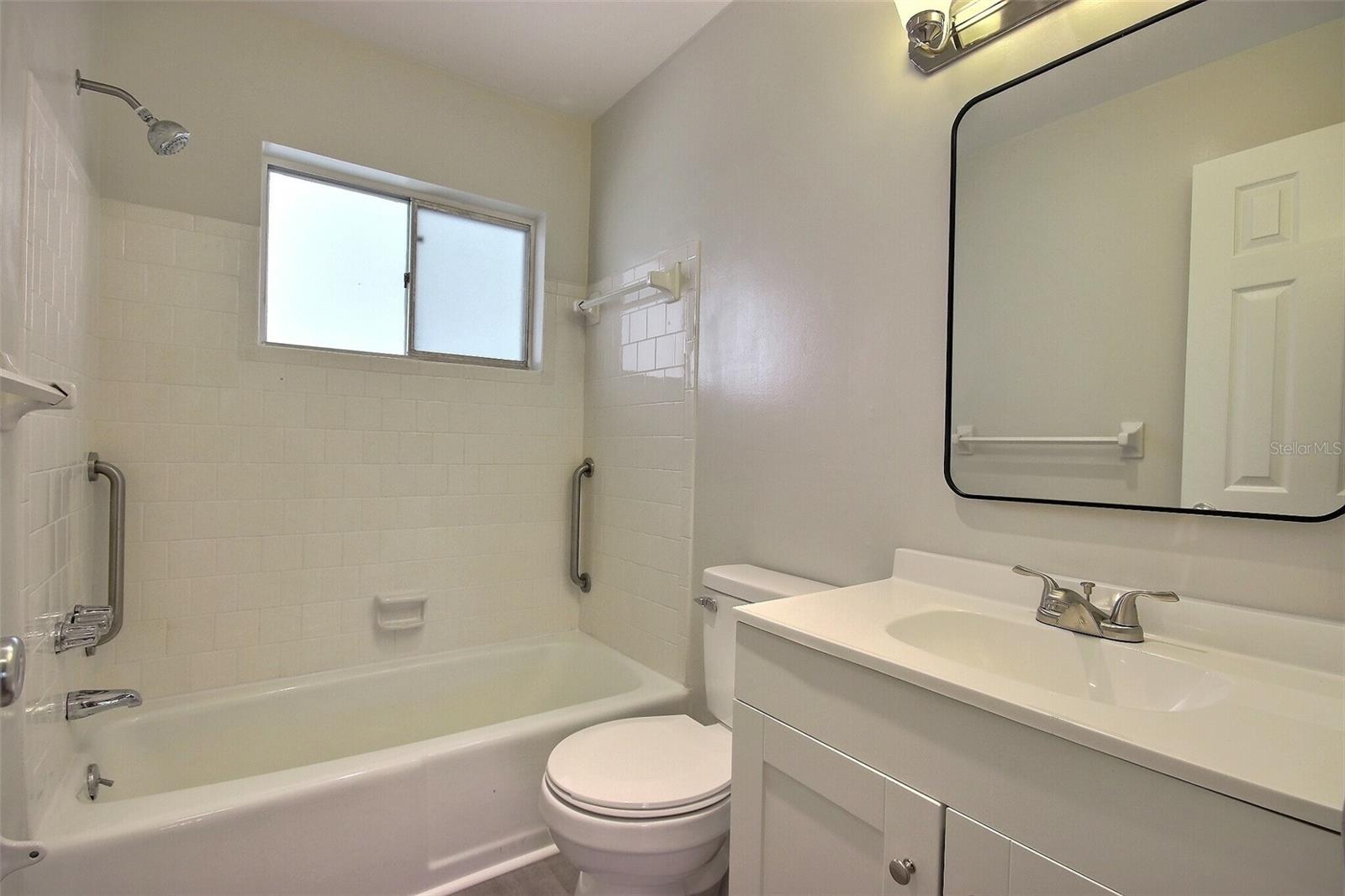 BAYSHORE GARDENS APTS 12 - Residential