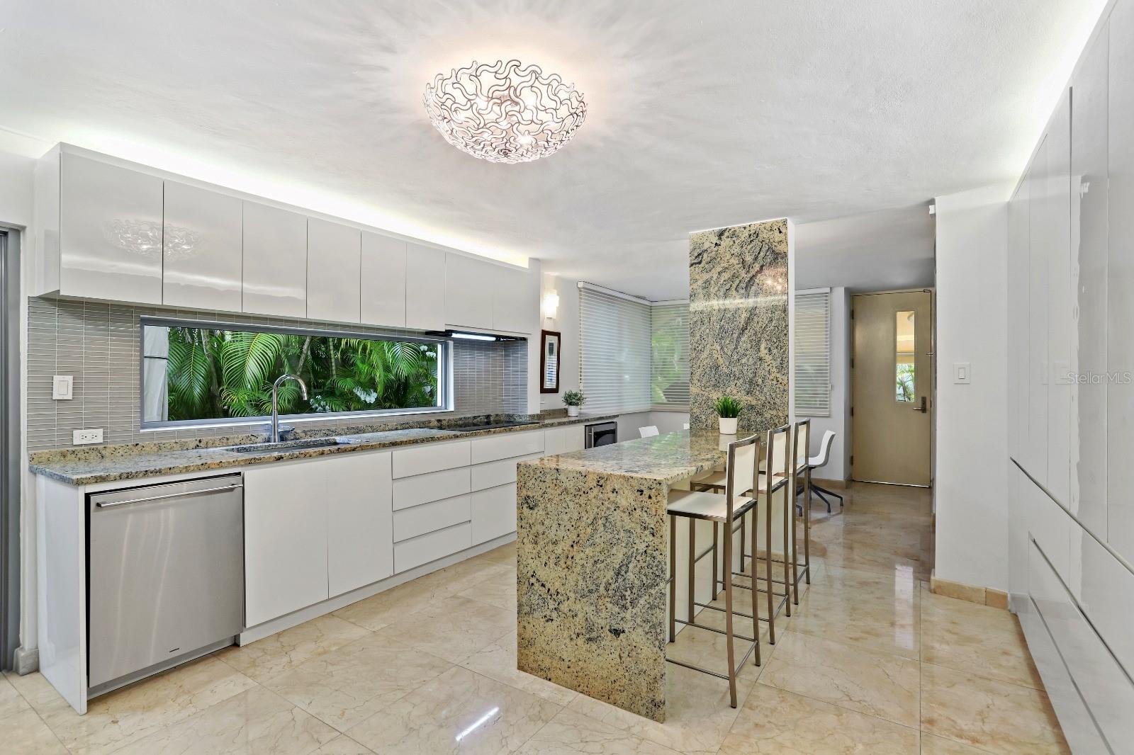 GARDEN HILLS NORTE - Residential