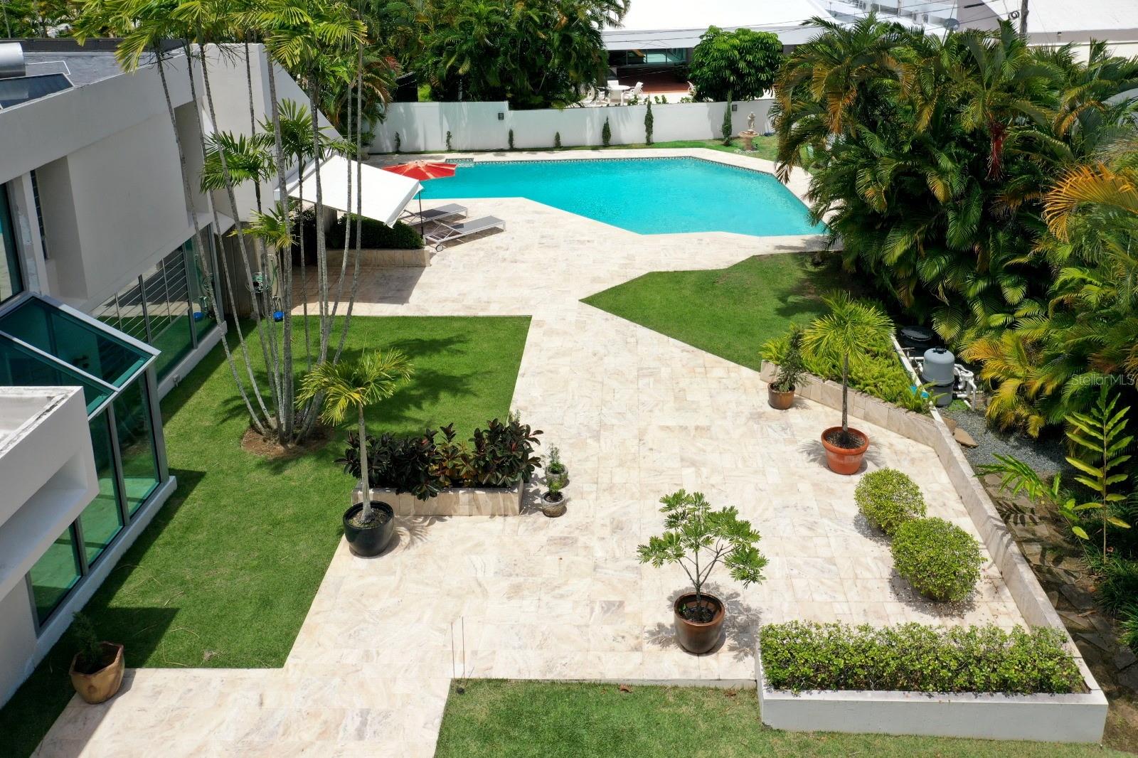 GARDEN HILLS NORTE - Residential