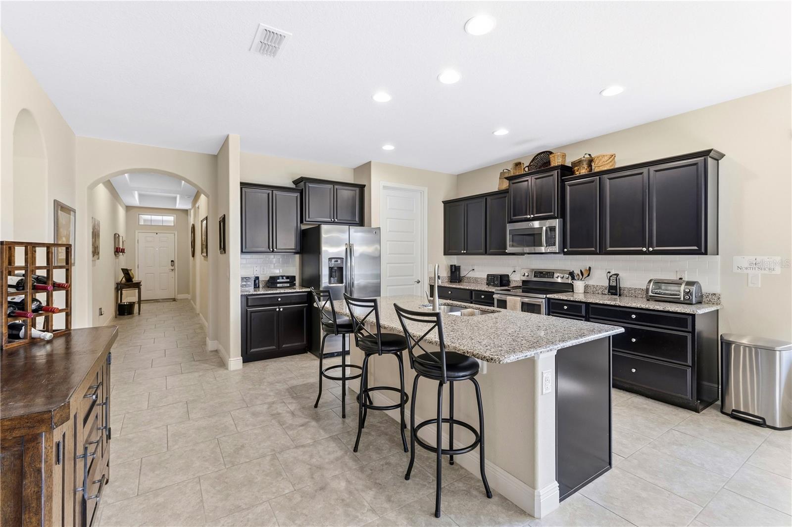 8711 EDEN COVE DRIVE