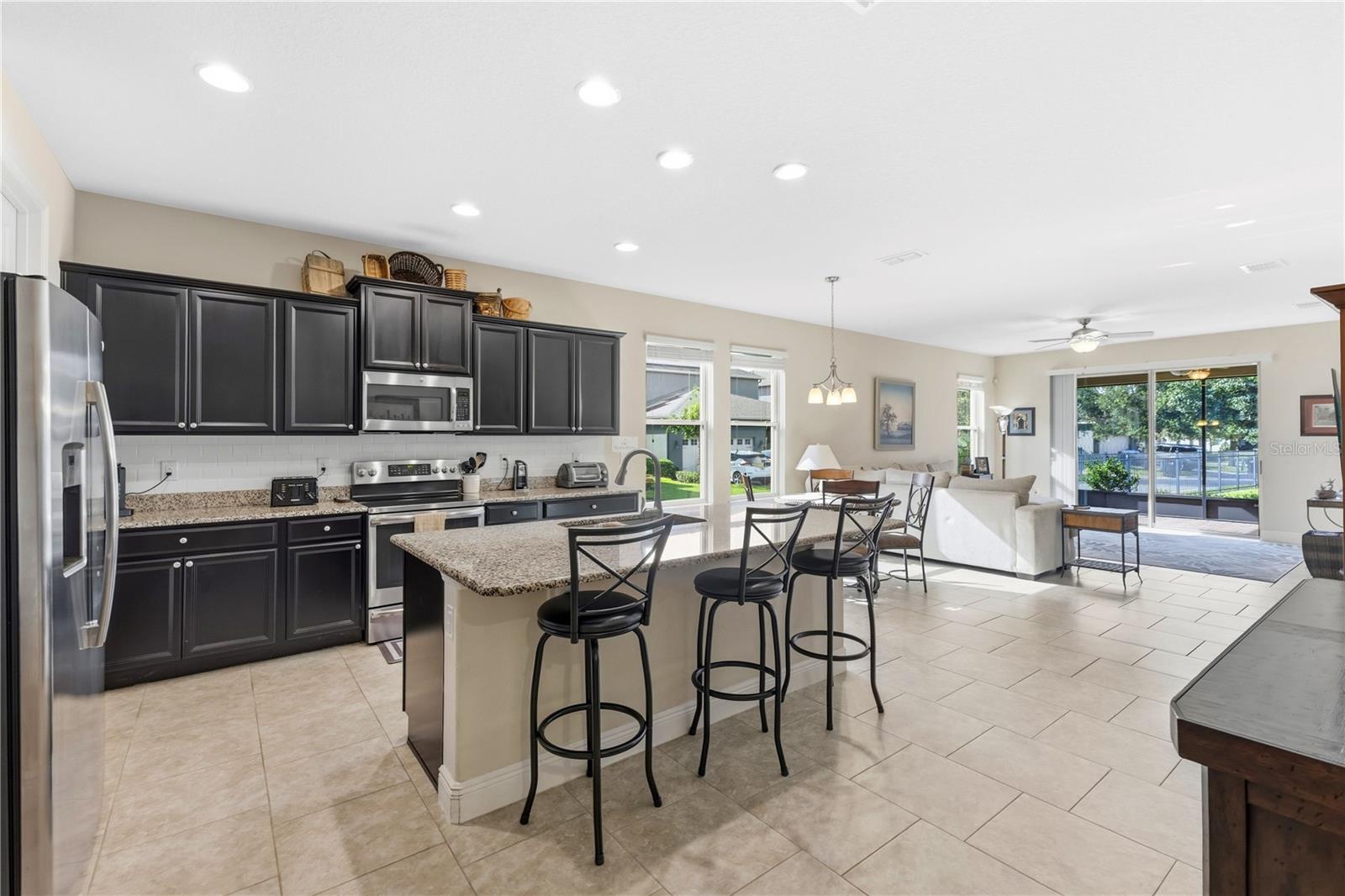 8711 EDEN COVE DRIVE