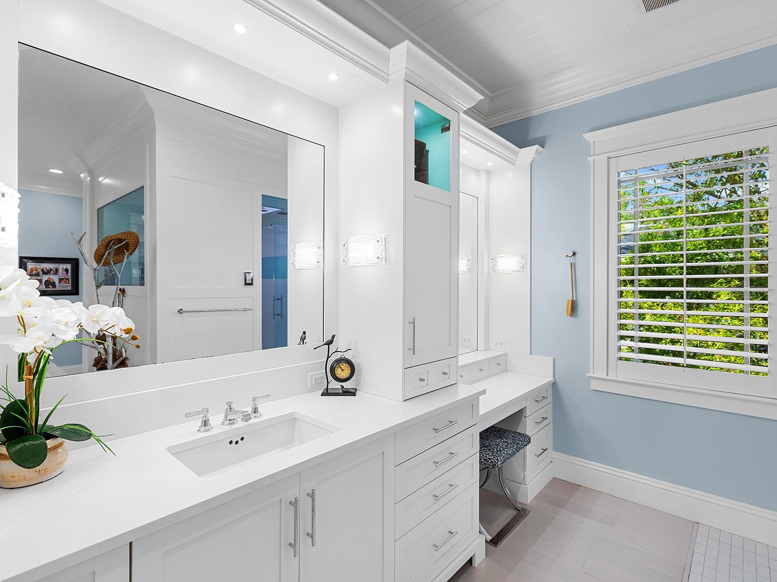 HIDDEN HARBOR - Residential