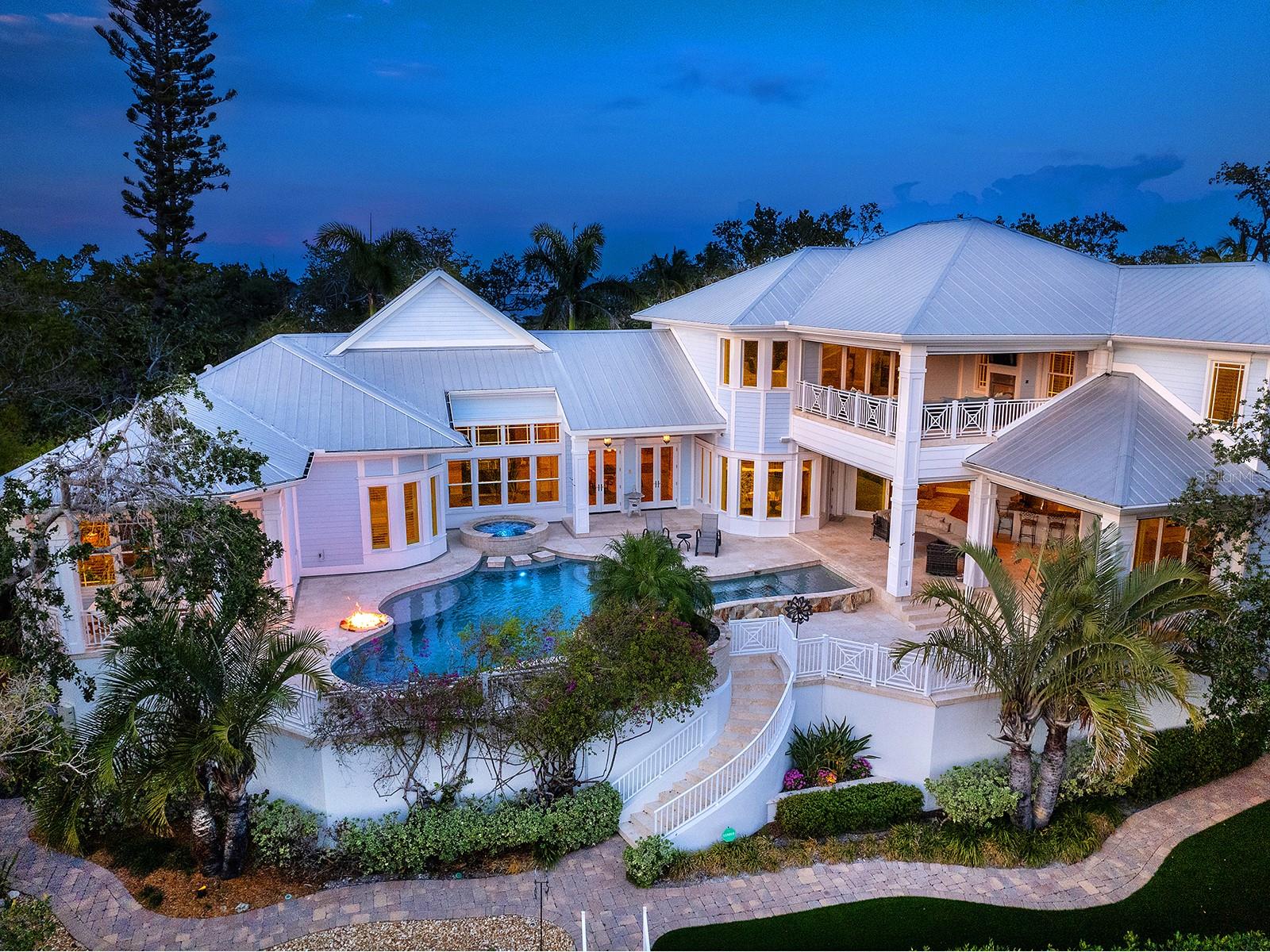 HIDDEN HARBOR - Residential