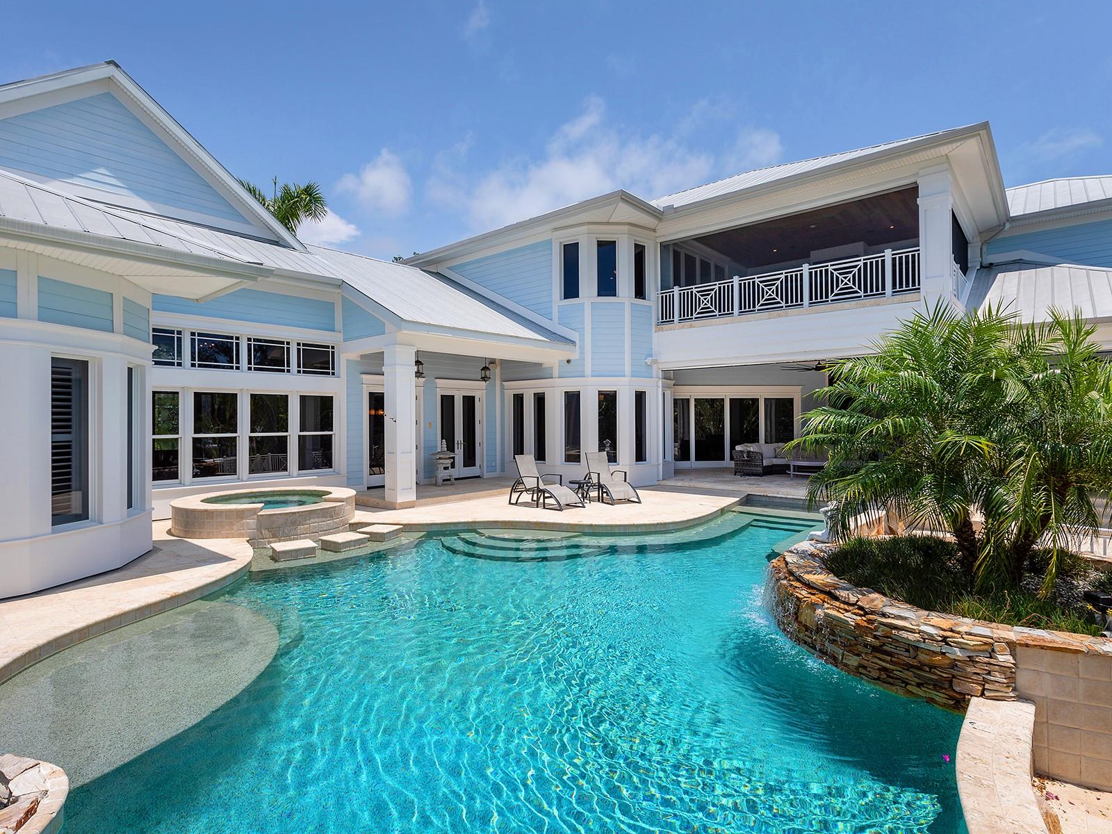 HIDDEN HARBOR - Residential