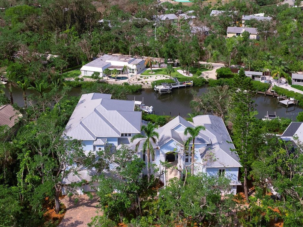 Photo of 5132 Jungle Plum Road, Sarasota, FL 34242 (MLS # A4651663)