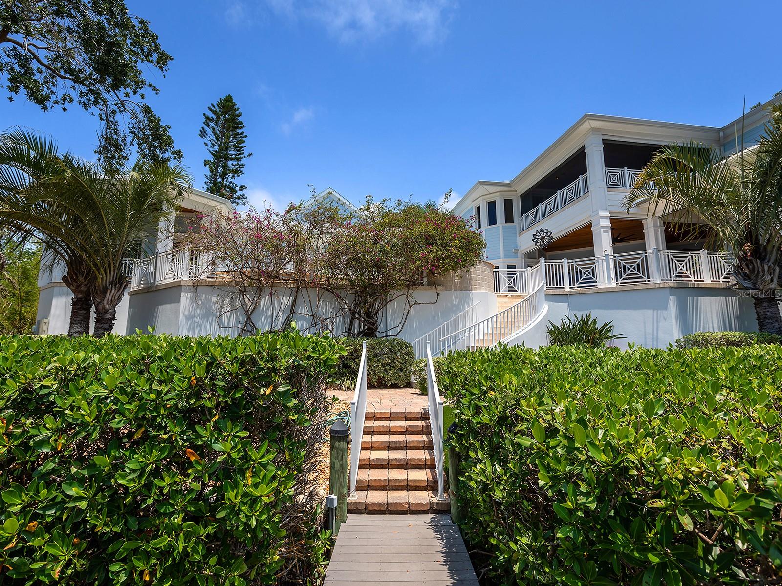 HIDDEN HARBOR - Residential