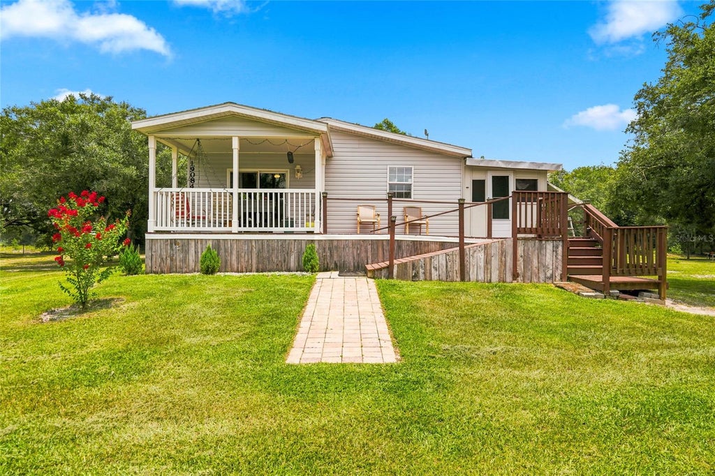 Photo of 19084 NW 306th Street, Okeechobee, FL 34972 (MLS # K4903654)
