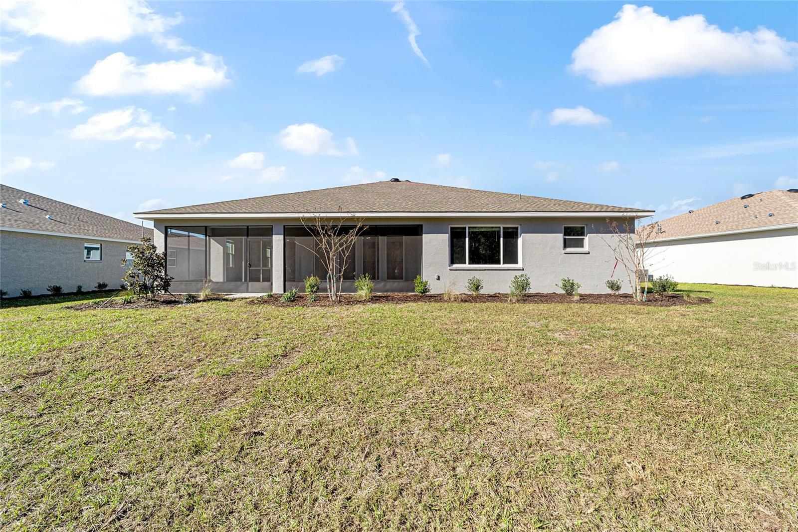 ON TOP OF THE WORLD - Residential