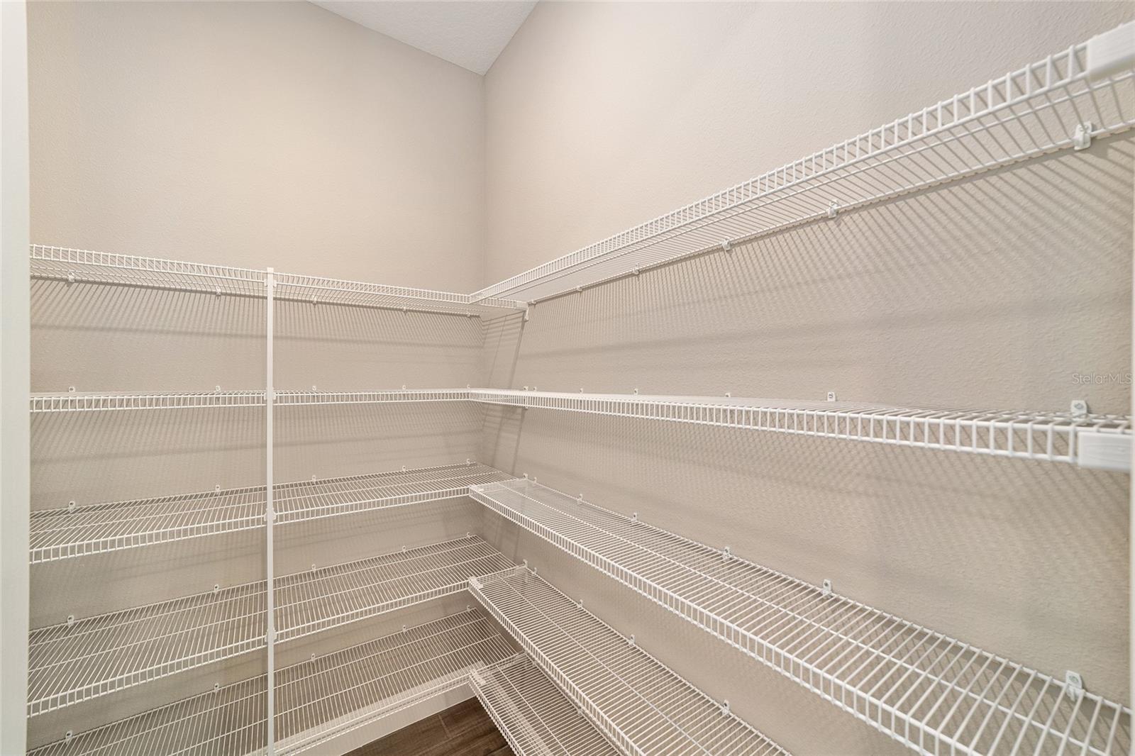 ON TOP OF THE WORLD - Residential