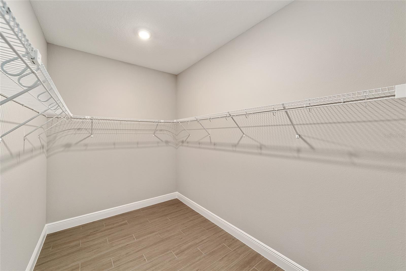 ON TOP OF THE WORLD - Residential