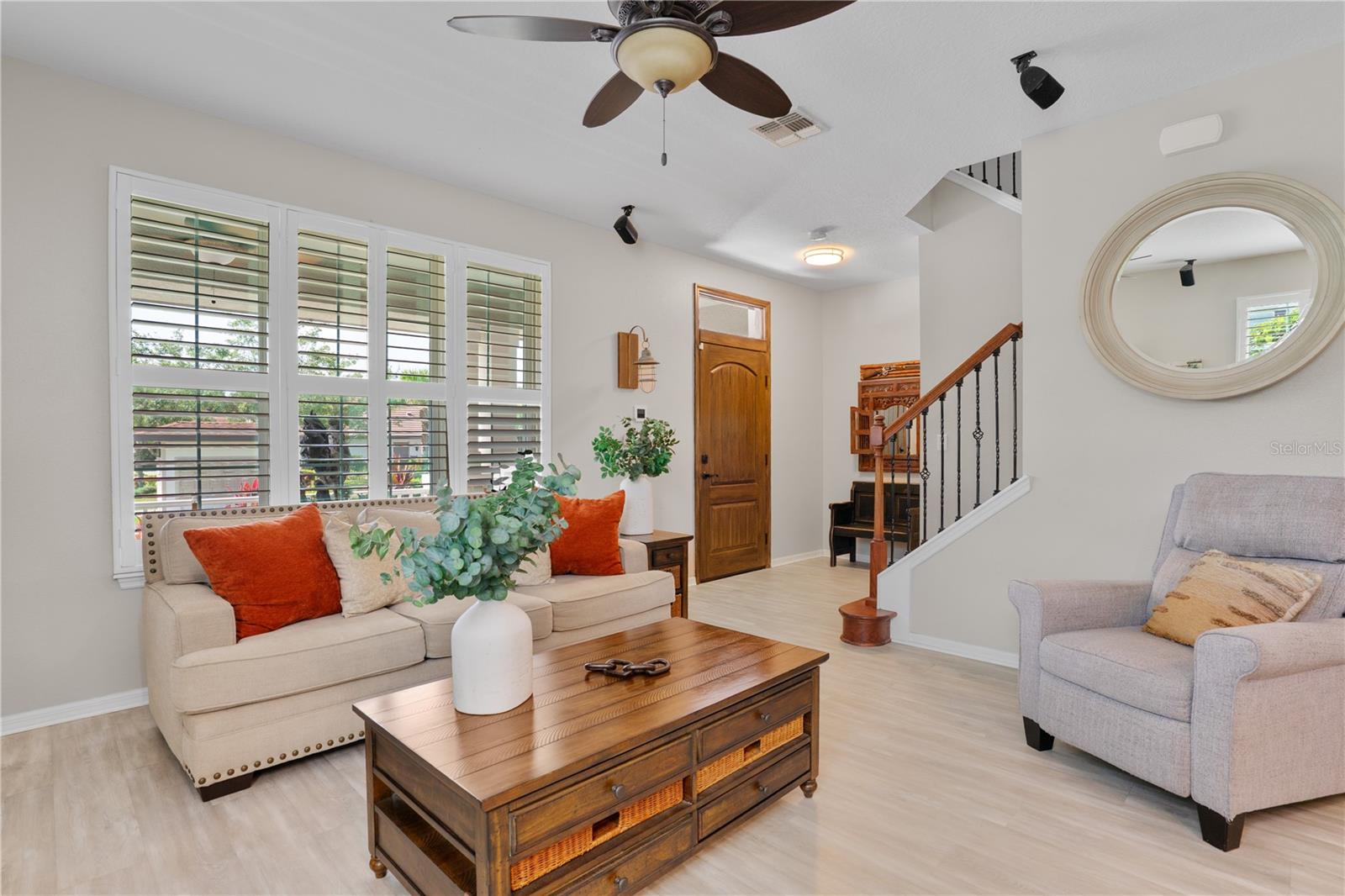 888 WAKULLA LANE