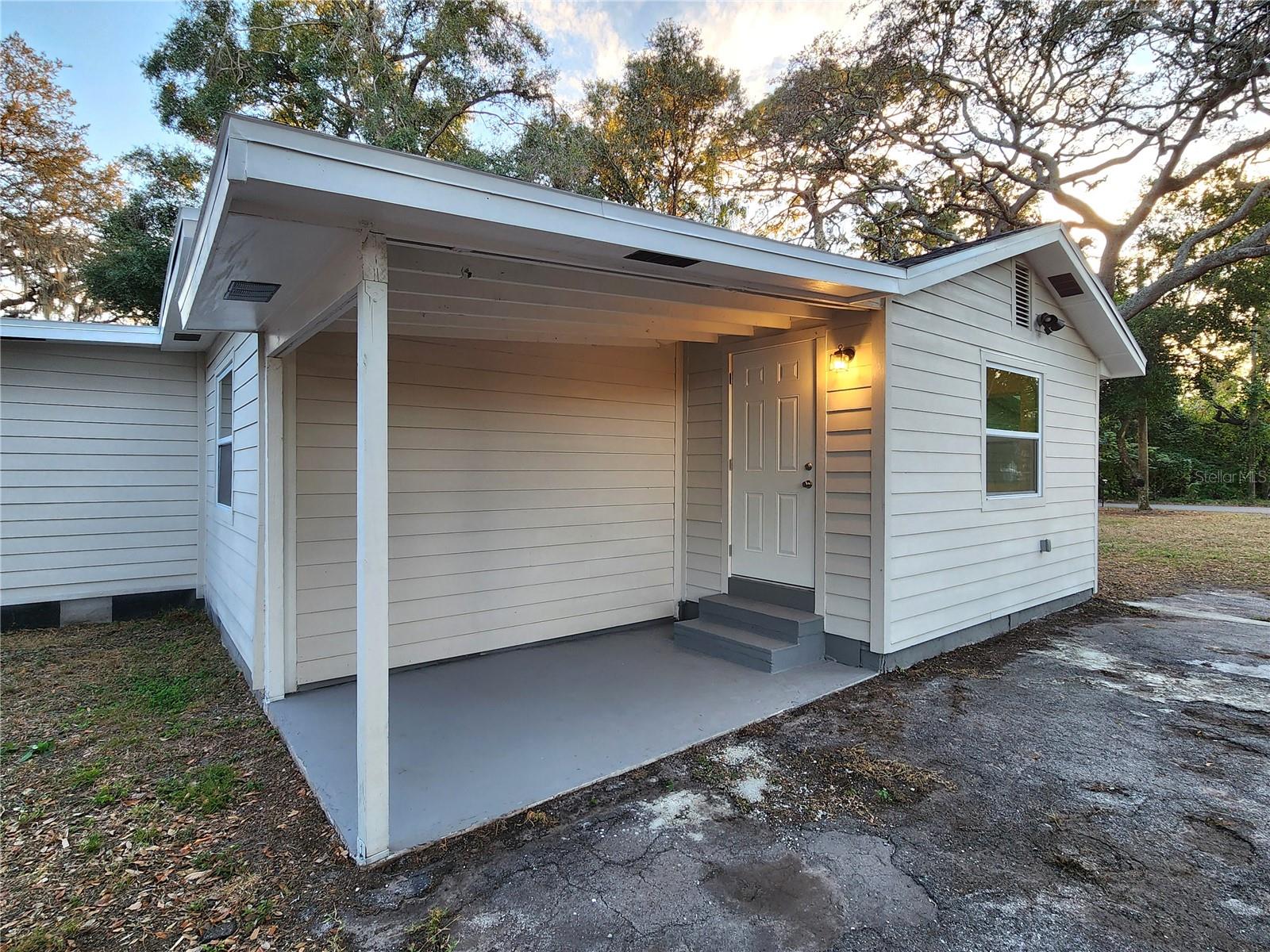 MANOR HILLS - Residential