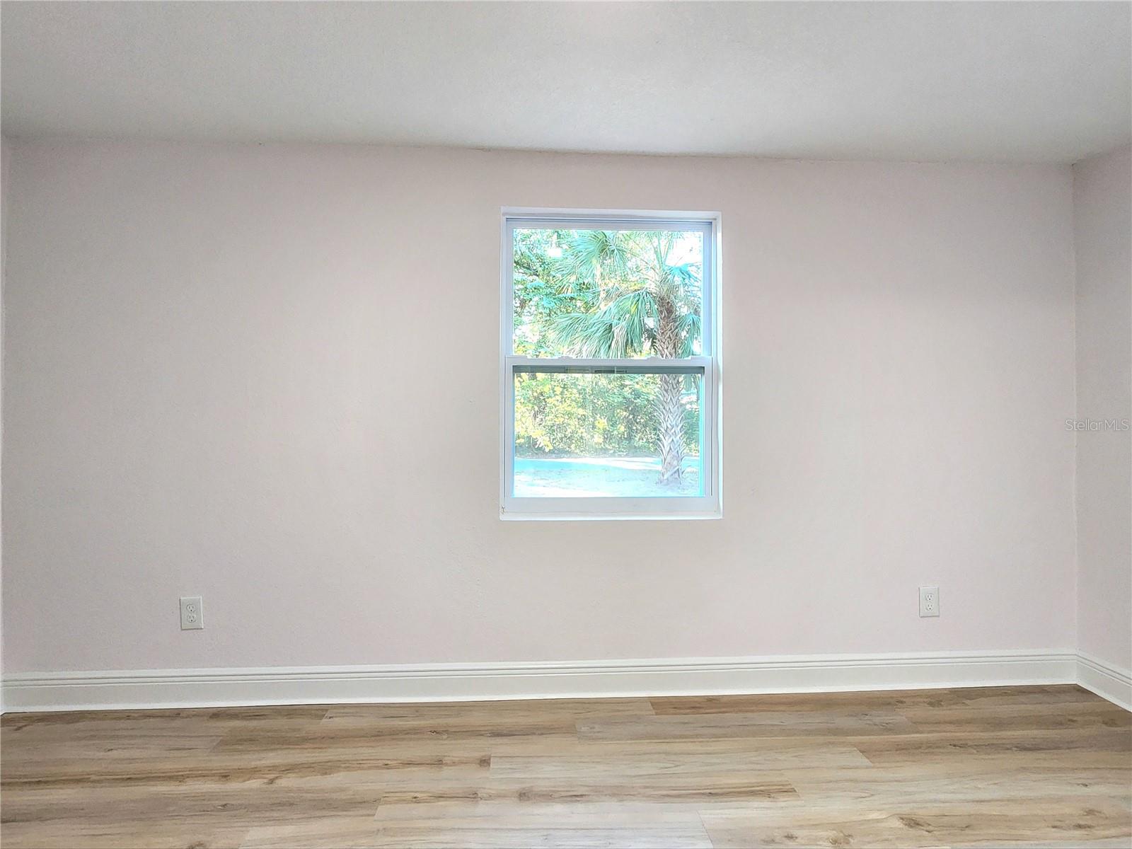 MANOR HILLS - Residential