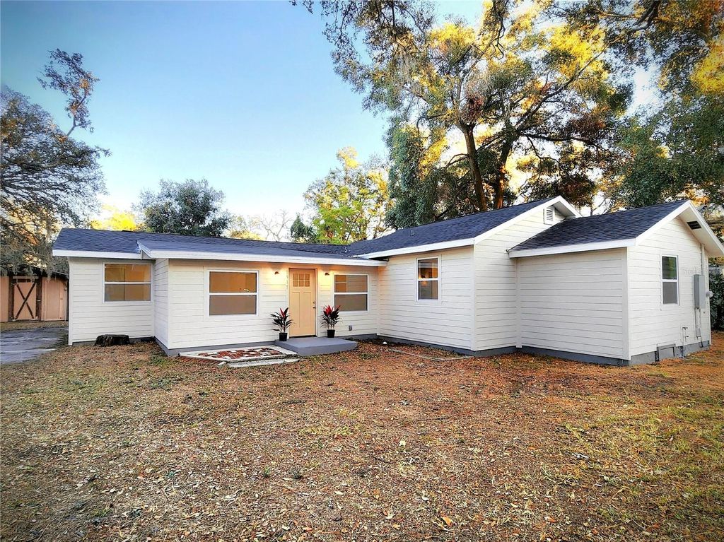 Photo of 8917 N Highland Avenue, Tampa, FL 33604 (MLS # TB8456724)