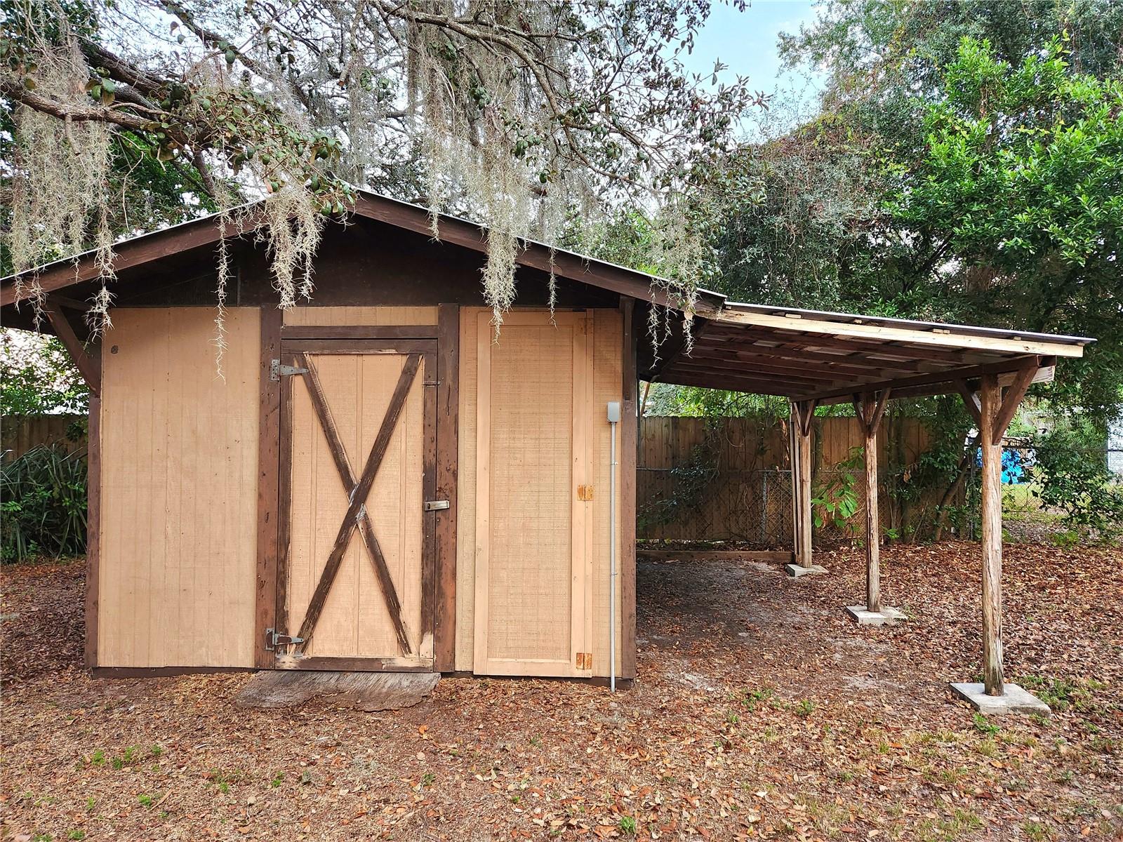 MANOR HILLS - Residential