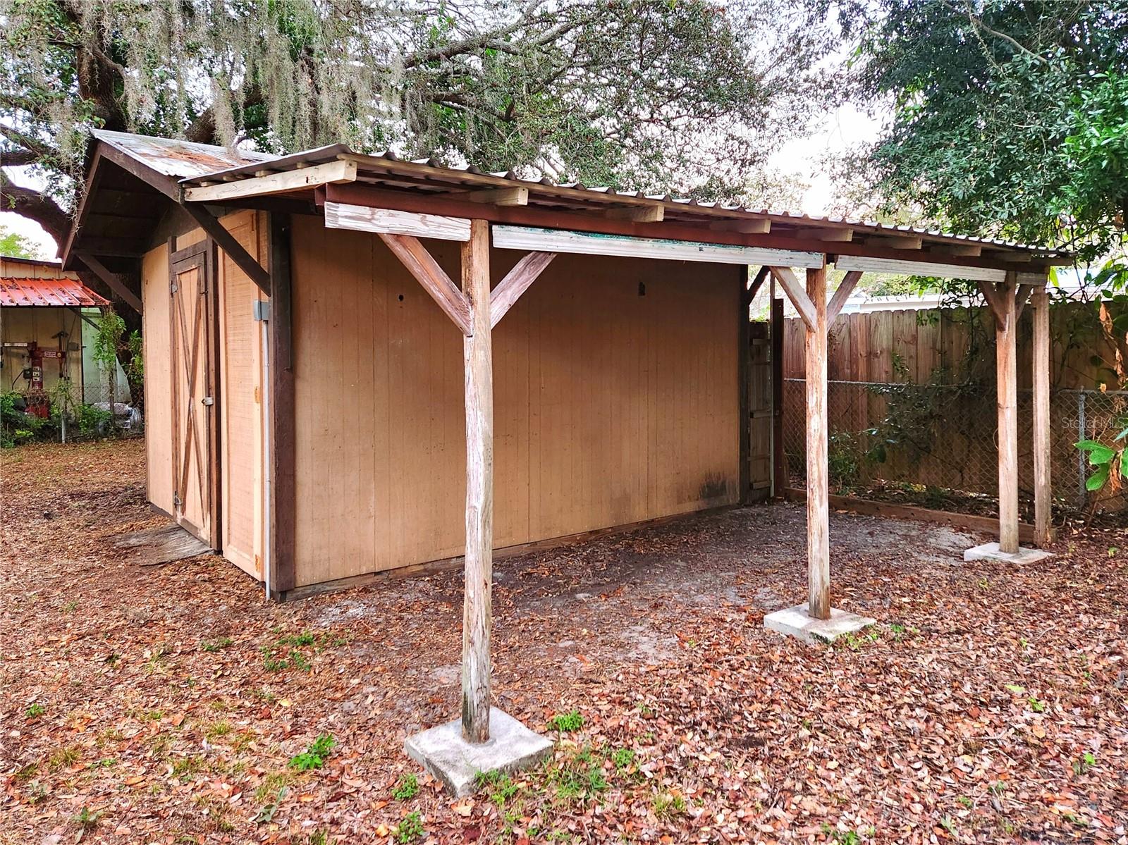 MANOR HILLS - Residential