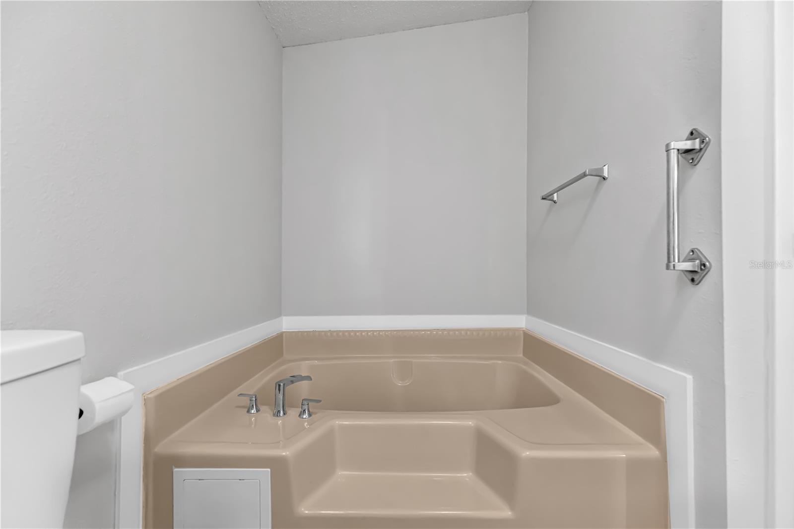 ORANGE BLOSSOM GARDENS UNIT 10 - Residential