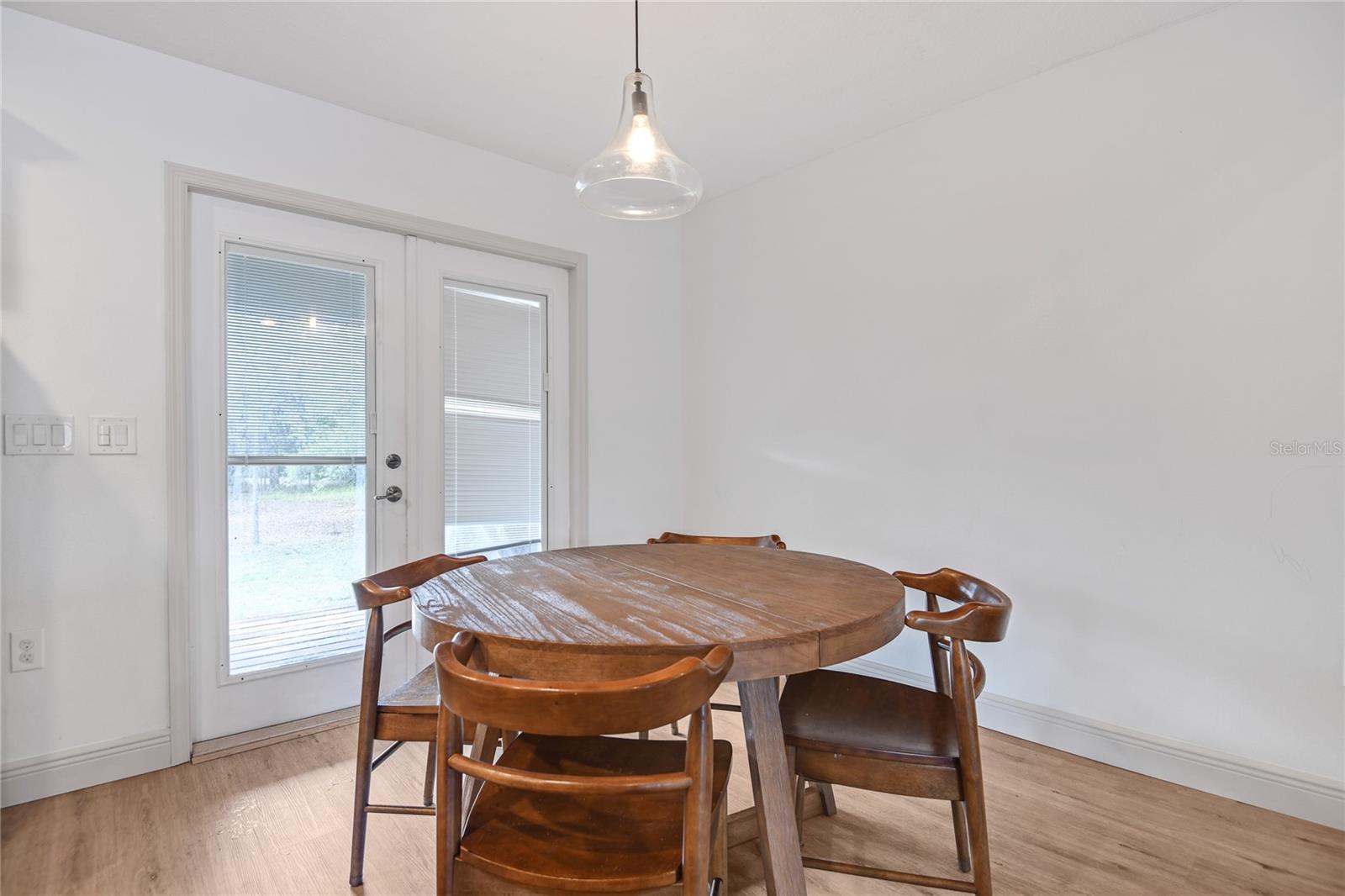 LEISURE HILLS - Residential