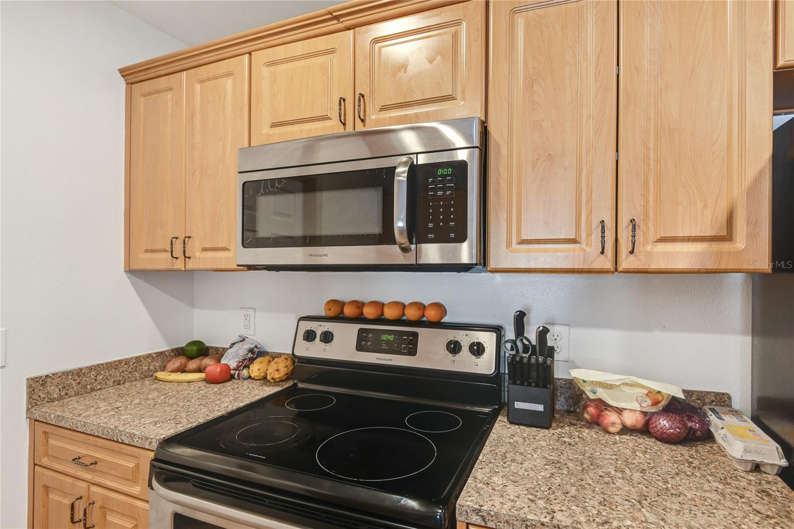 LEISURE HILLS - Residential