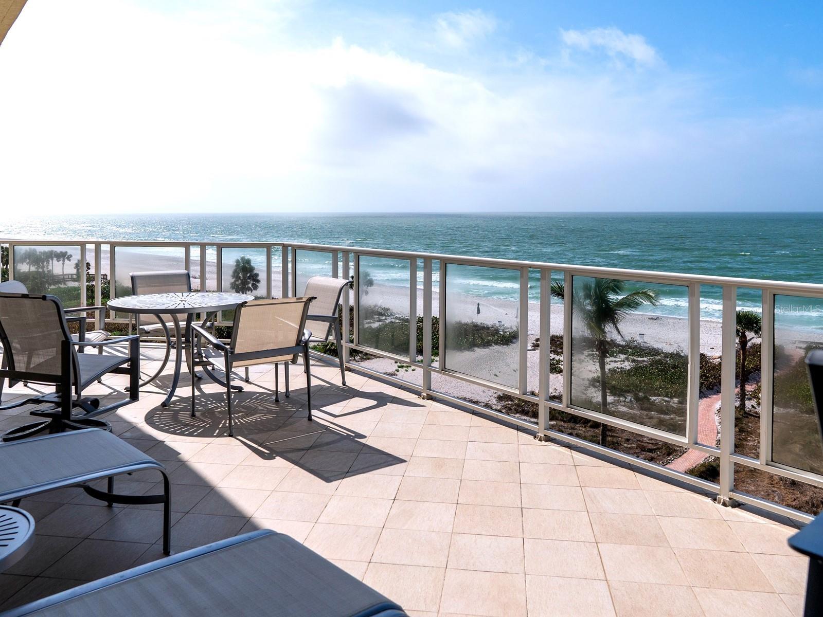 VILLA DI LANCIA PH 1 - Residential