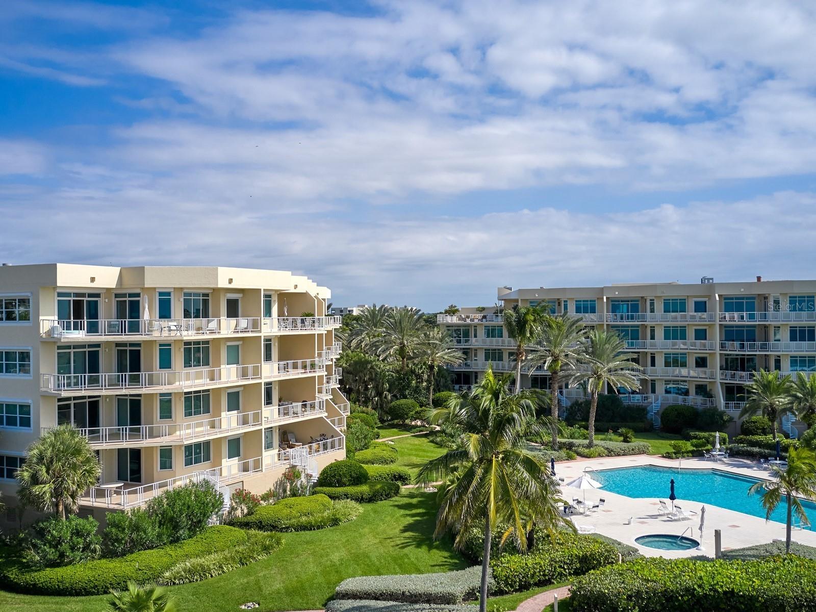 VILLA DI LANCIA PH 1 - Residential