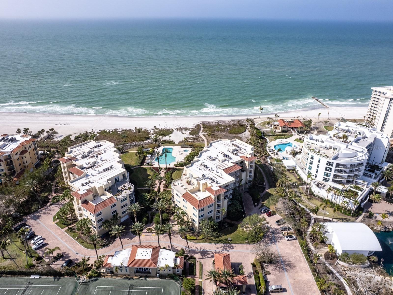 VILLA DI LANCIA PH 1 - Residential