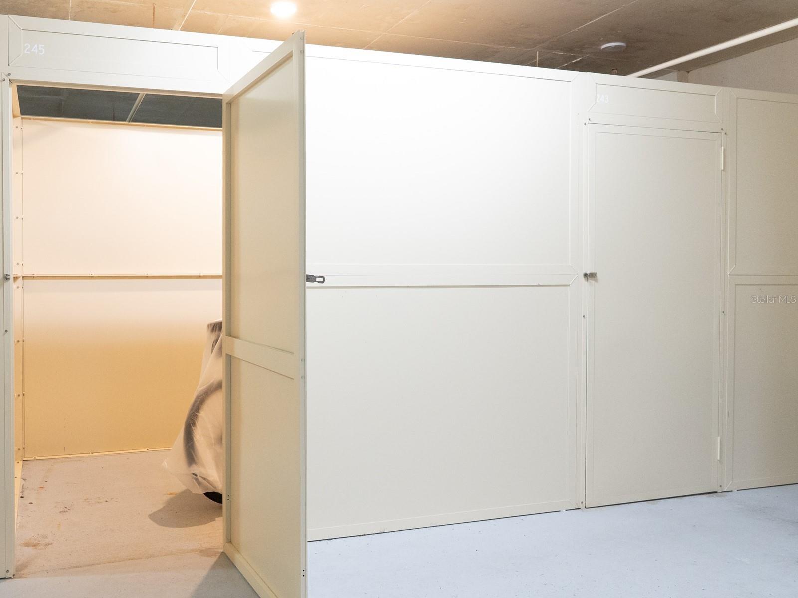 VILLA DI LANCIA PH 1 - Residential