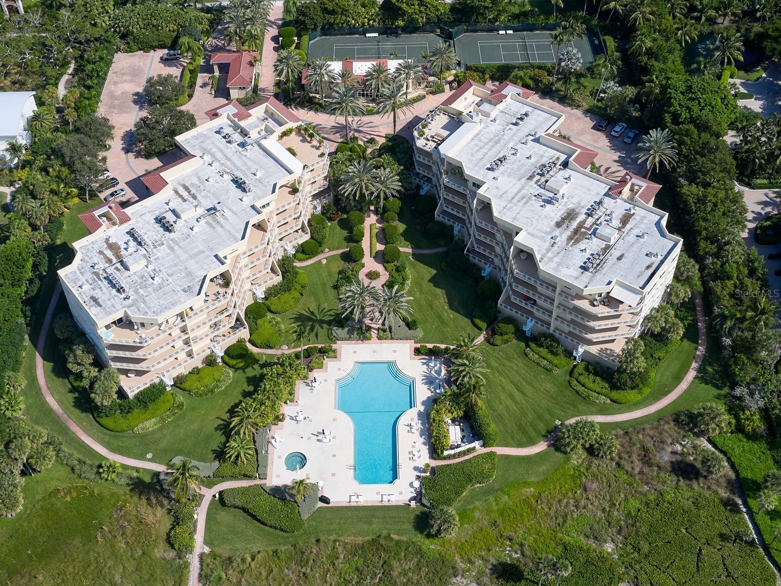 VILLA DI LANCIA PH 1 - Residential