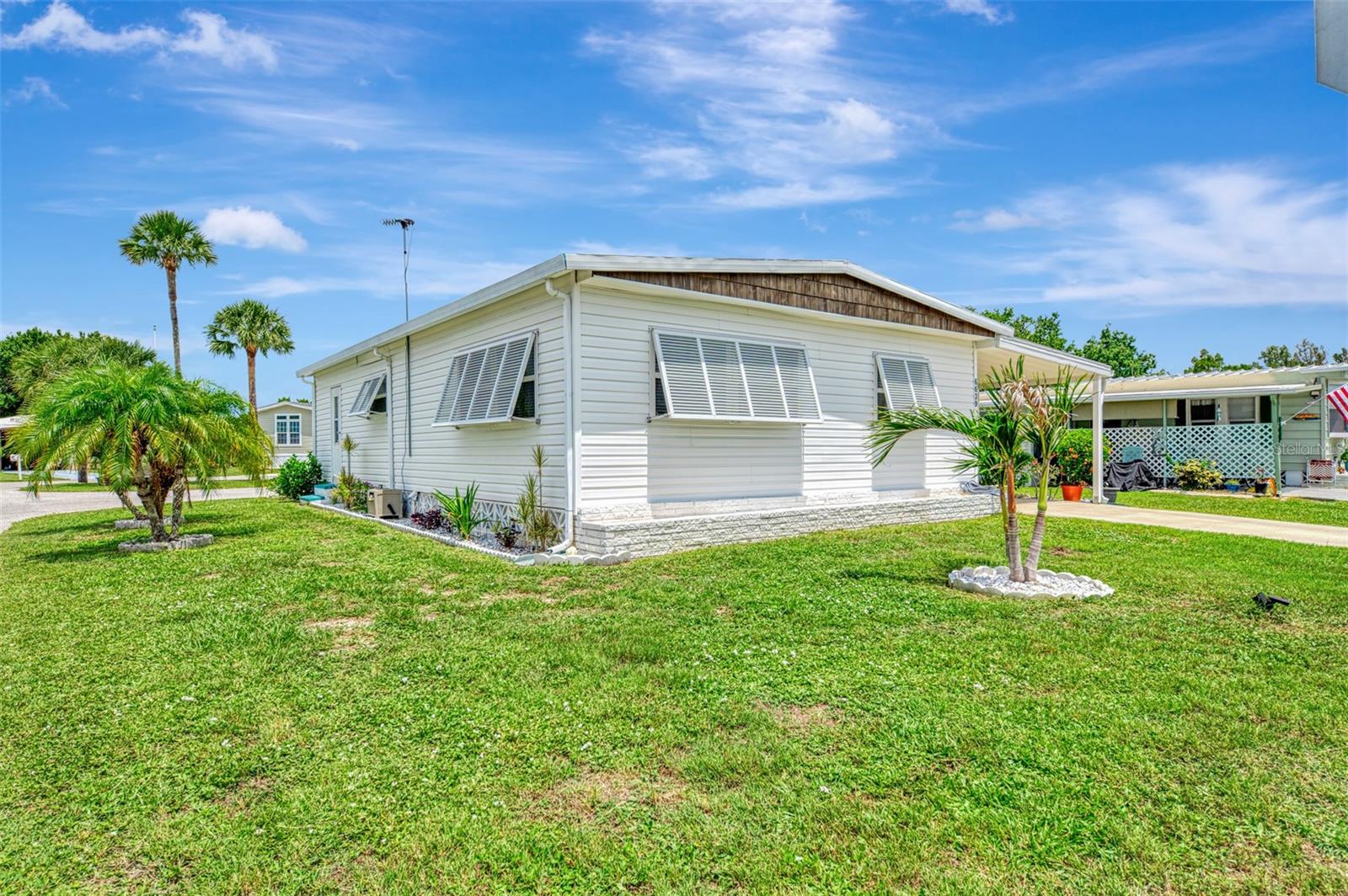 6639 VISTA LANE