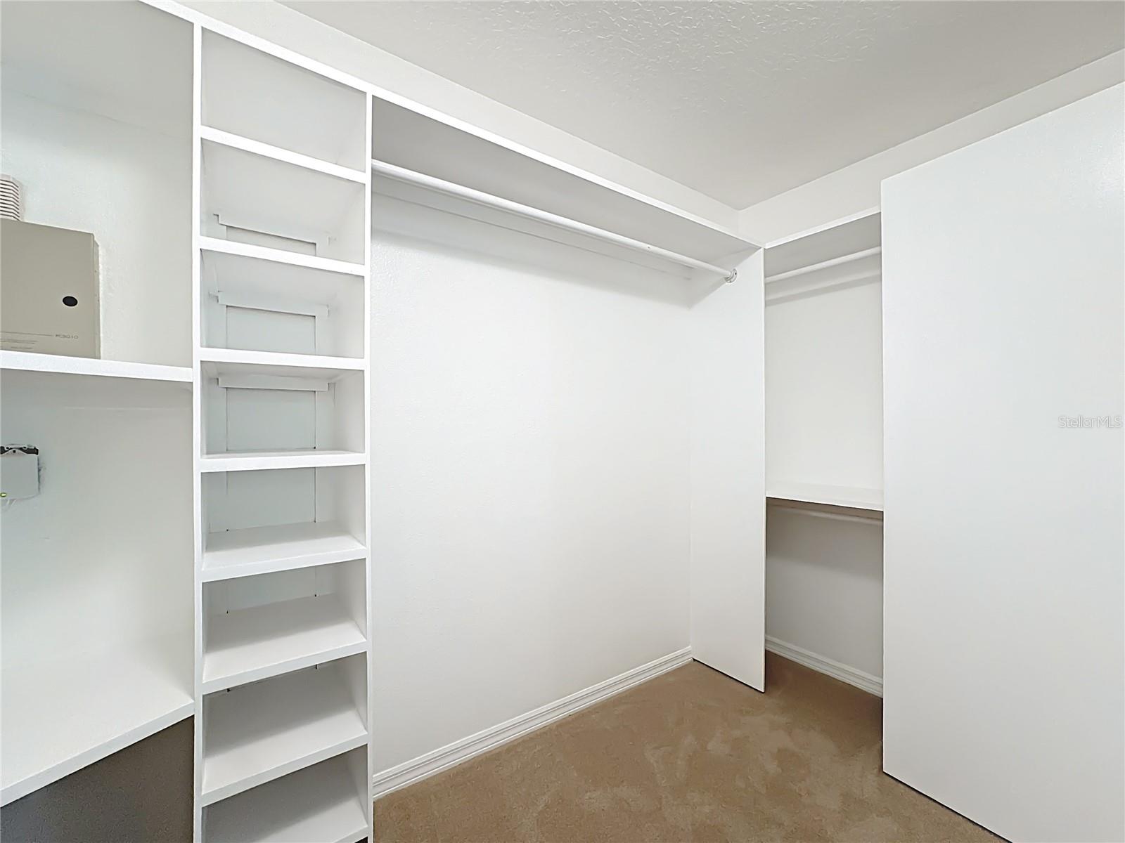 ST CLOUD MANOR EST - Residential