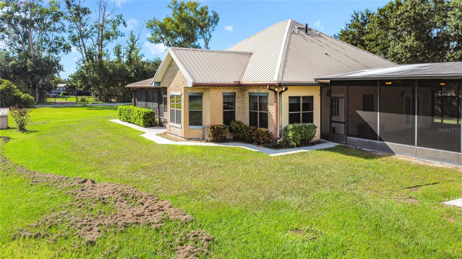 ST CLOUD MANOR EST - Residential