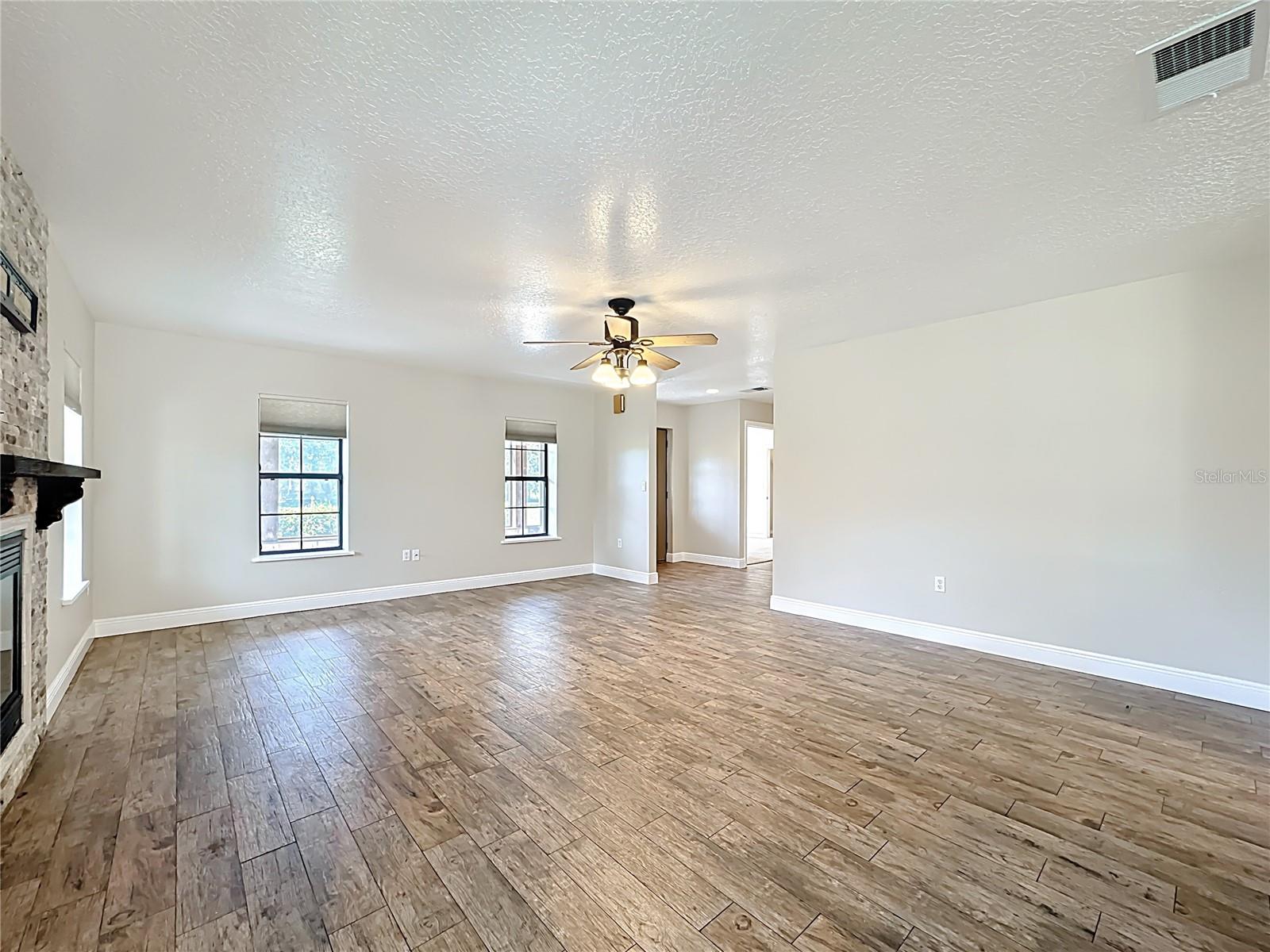 ST CLOUD MANOR EST - Residential