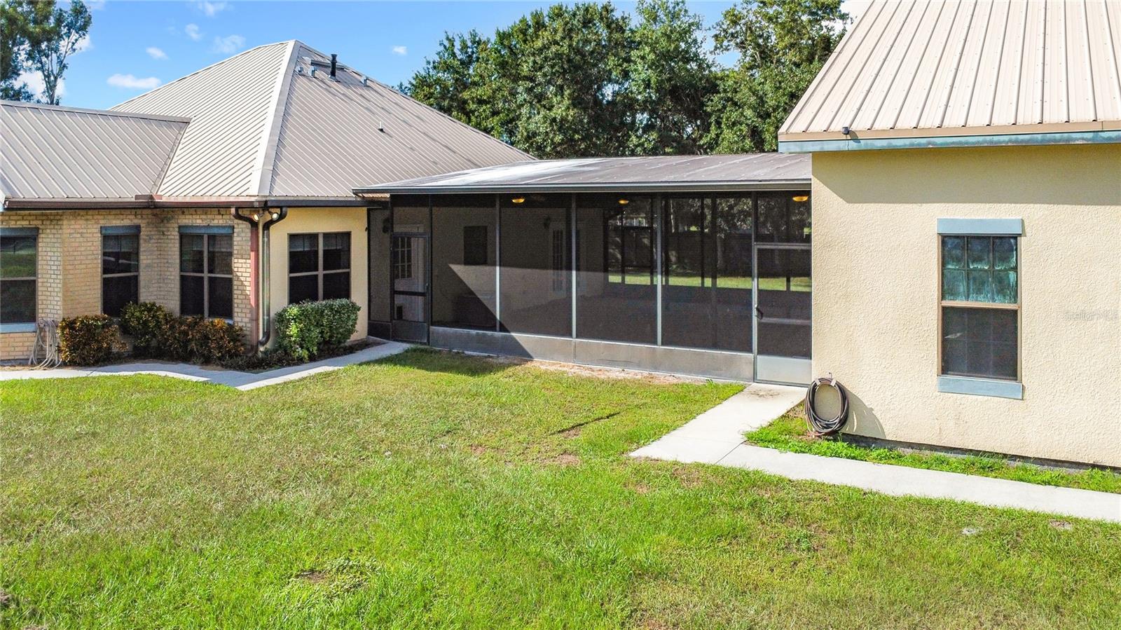 ST CLOUD MANOR EST - Residential