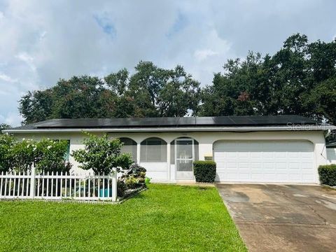 Photo of 7536 18th Way N, St Petersburg, FL 33702 (MLS # TB8417970) Photo of 7536 18th Way N, St Petersburg, FL 33702 (MLS # TB8417970)