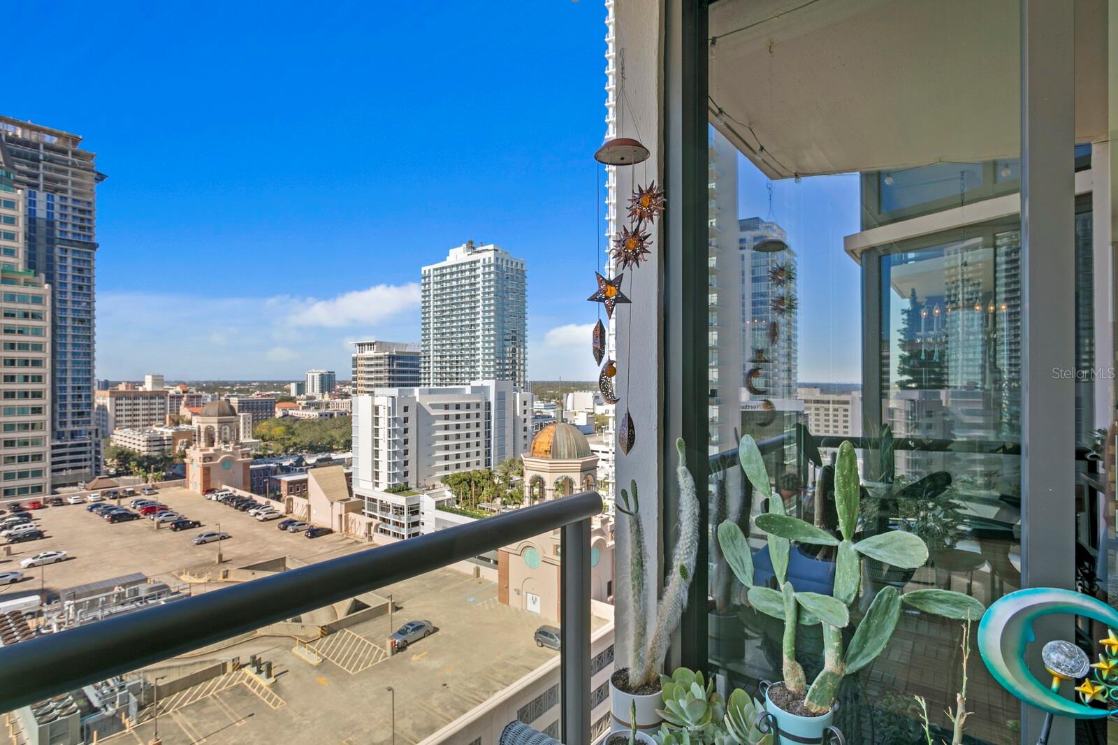 BAYFRONT TOWER CONDO - Residential Lease