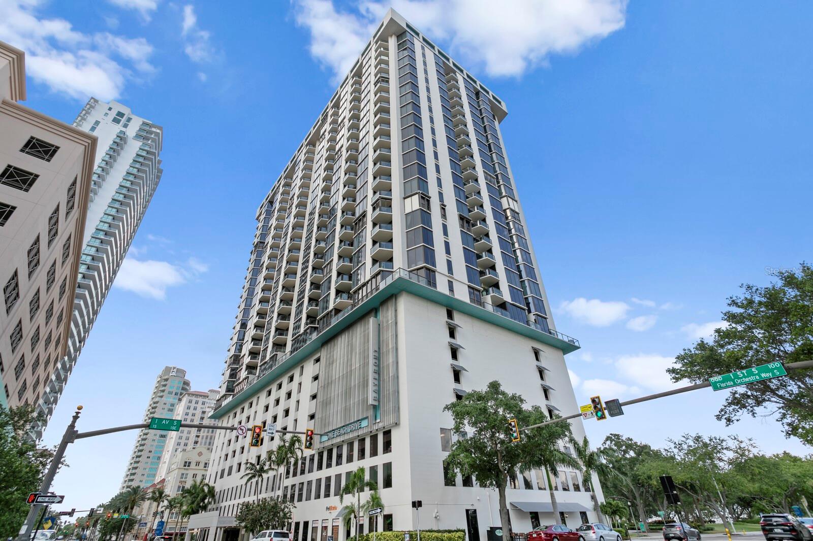 BAYFRONT TOWER CONDO - Residential Lease
