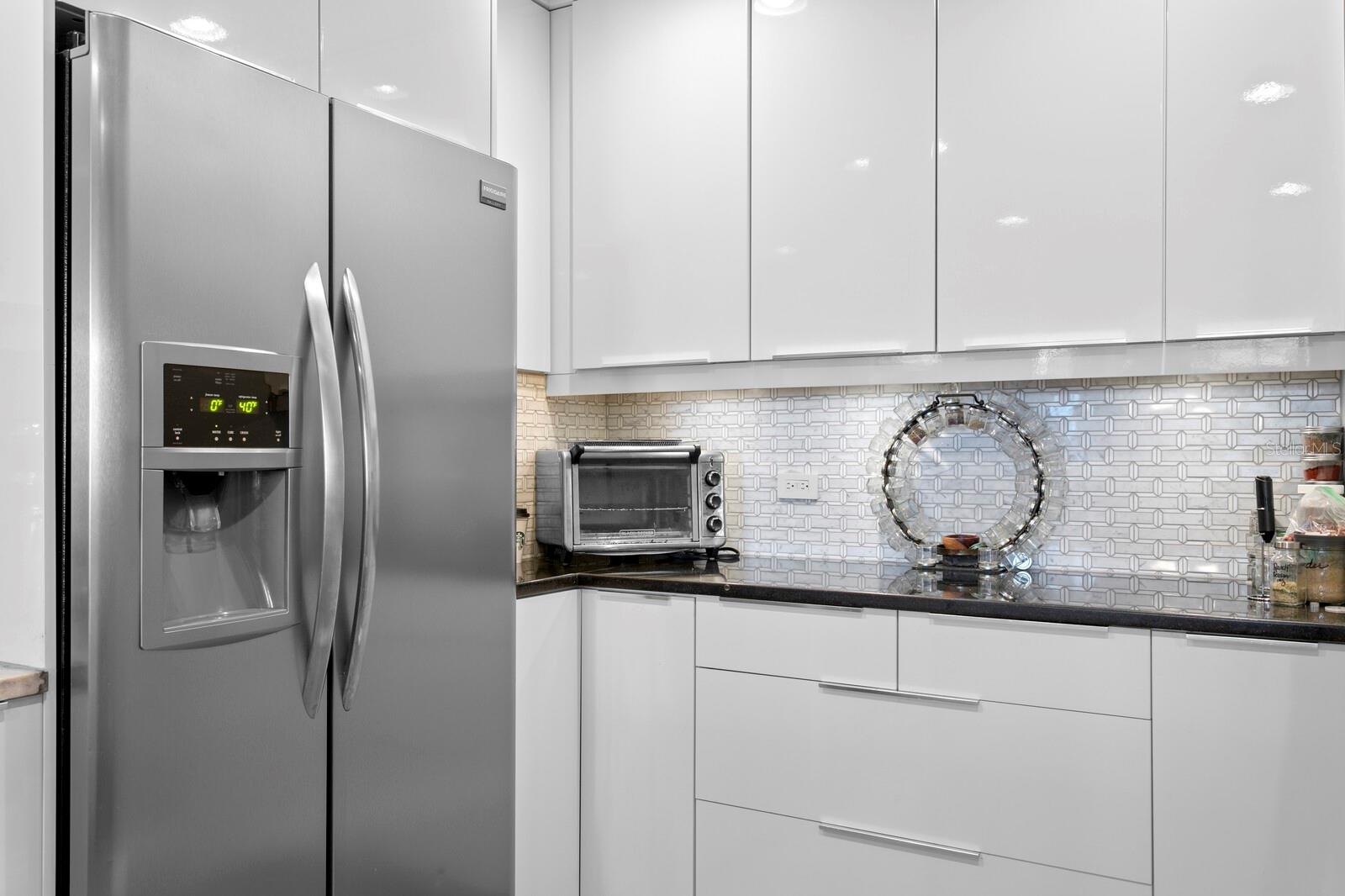 BAYFRONT TOWER CONDO - Residential Lease