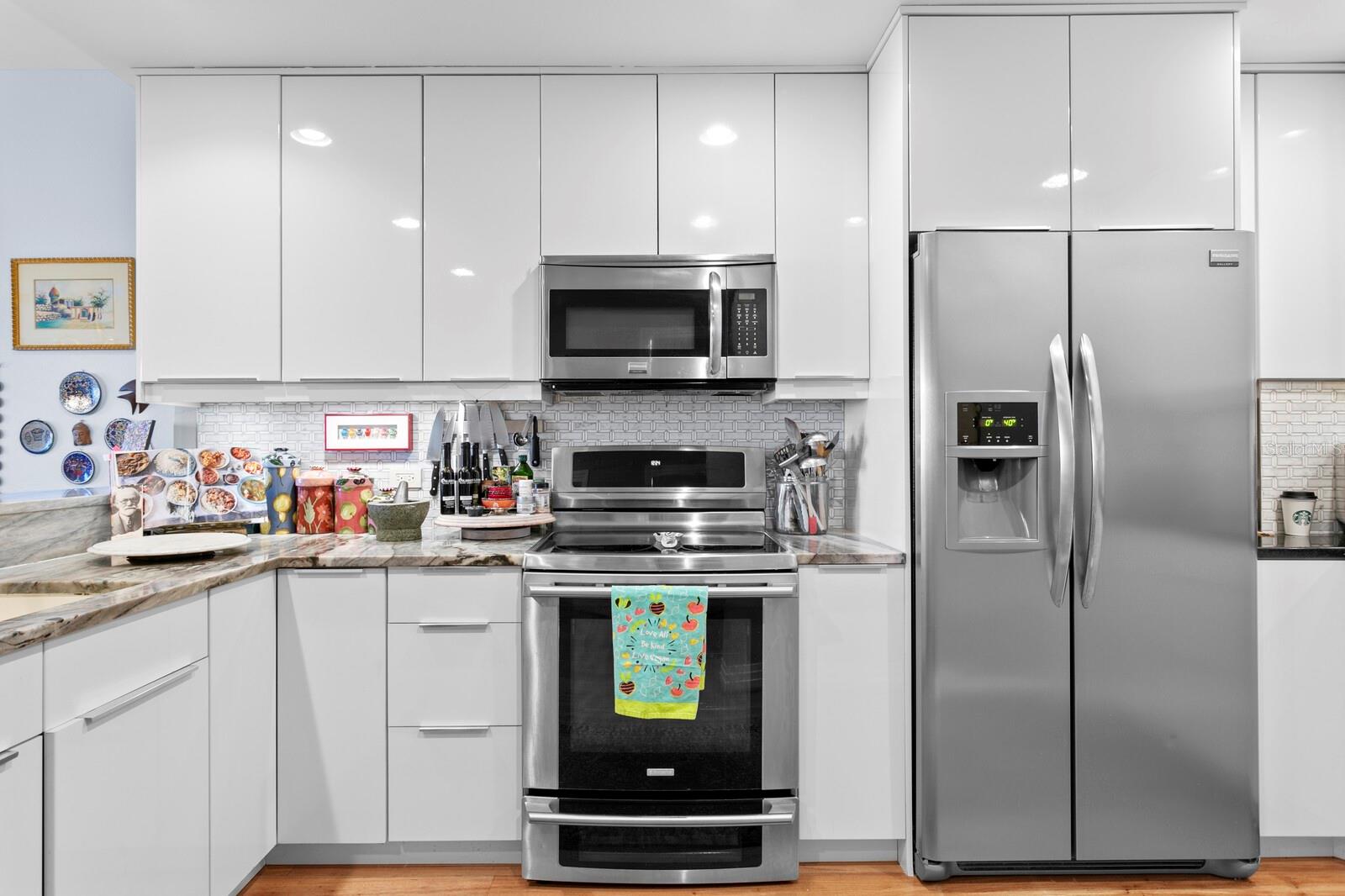 BAYFRONT TOWER CONDO - Residential Lease