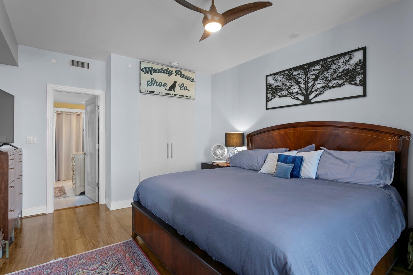 BAYFRONT TOWER CONDO - Residential Lease