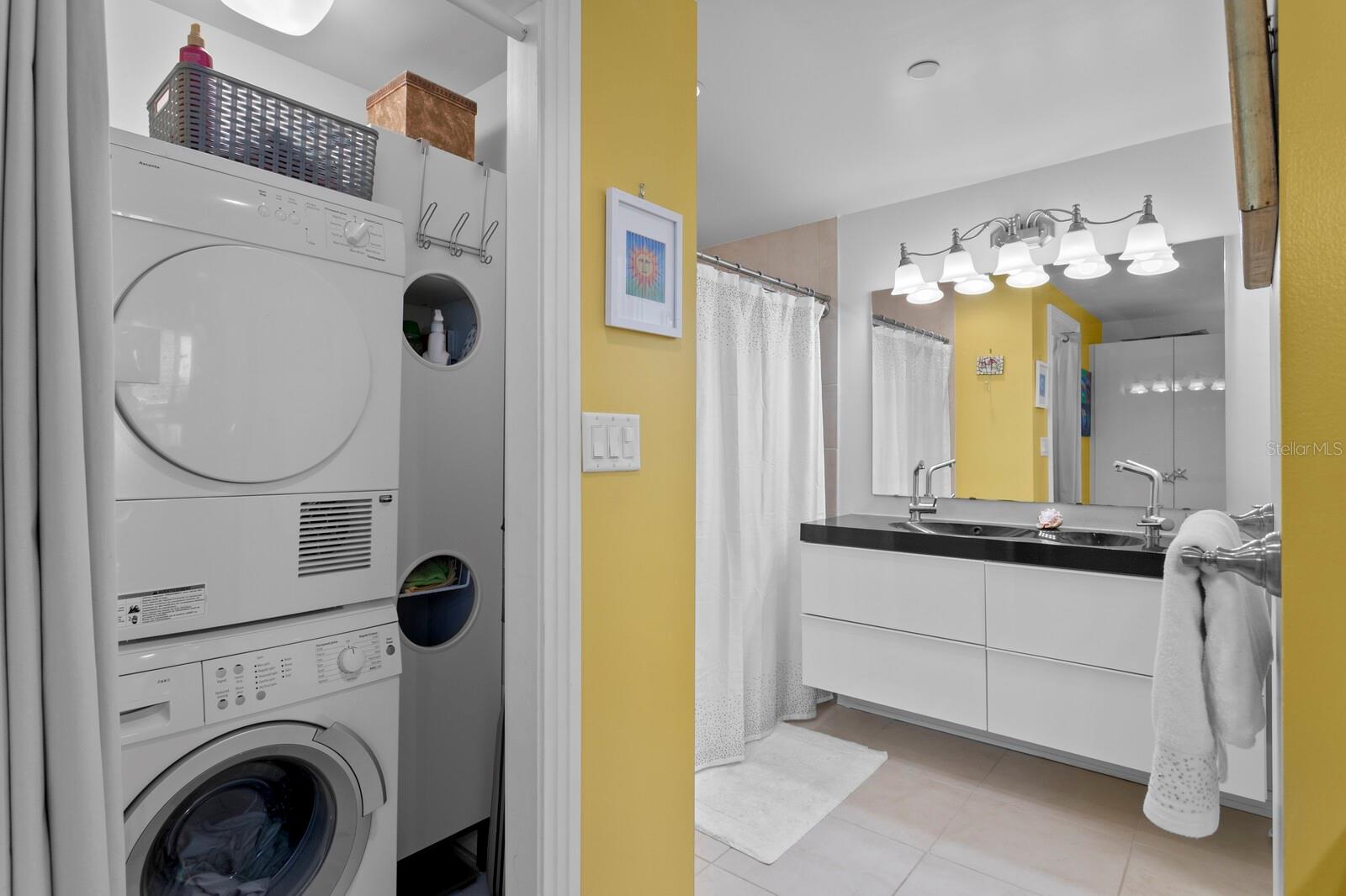 BAYFRONT TOWER CONDO - Residential Lease