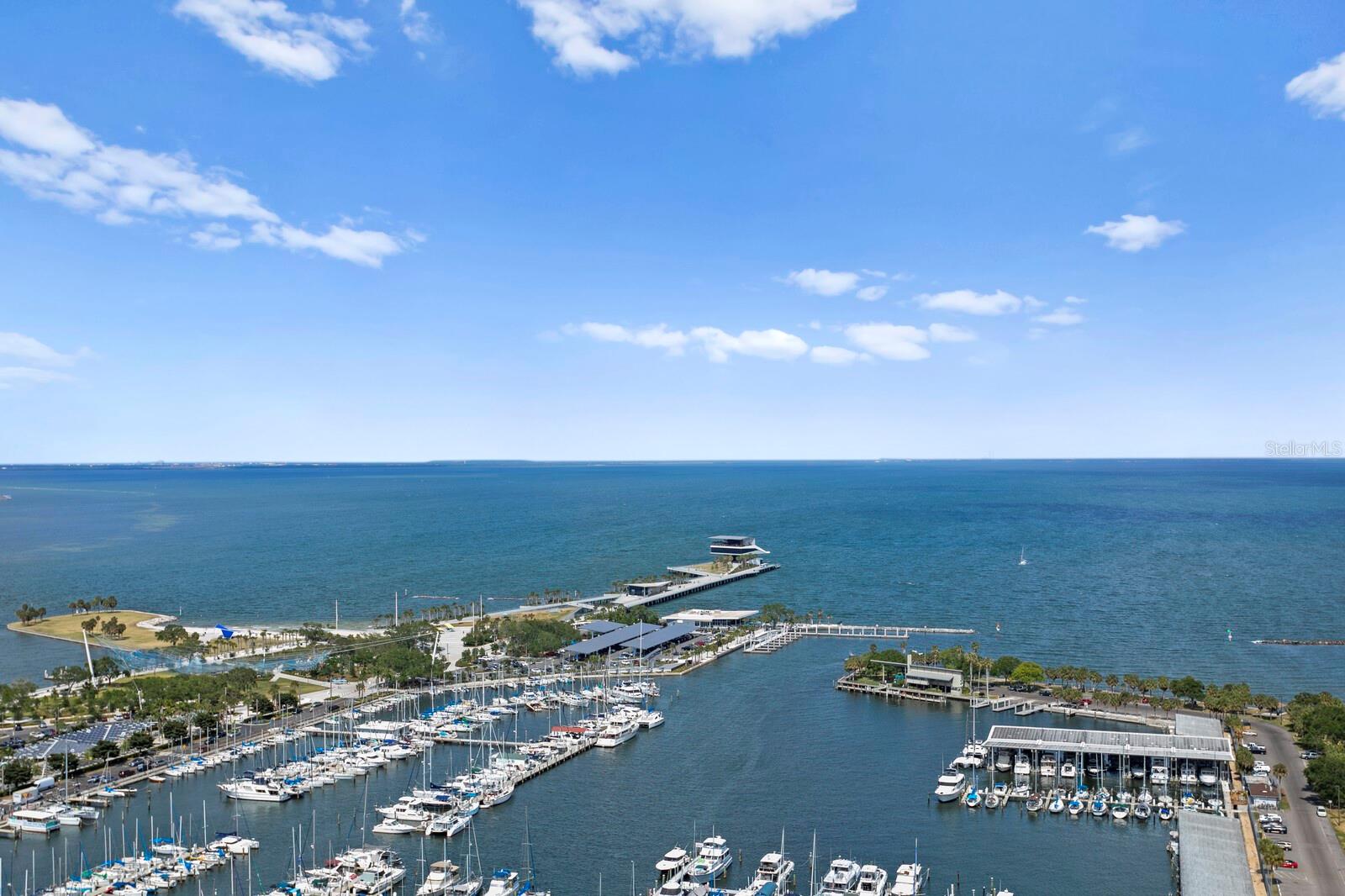 BAYFRONT TOWER CONDO - Residential Lease