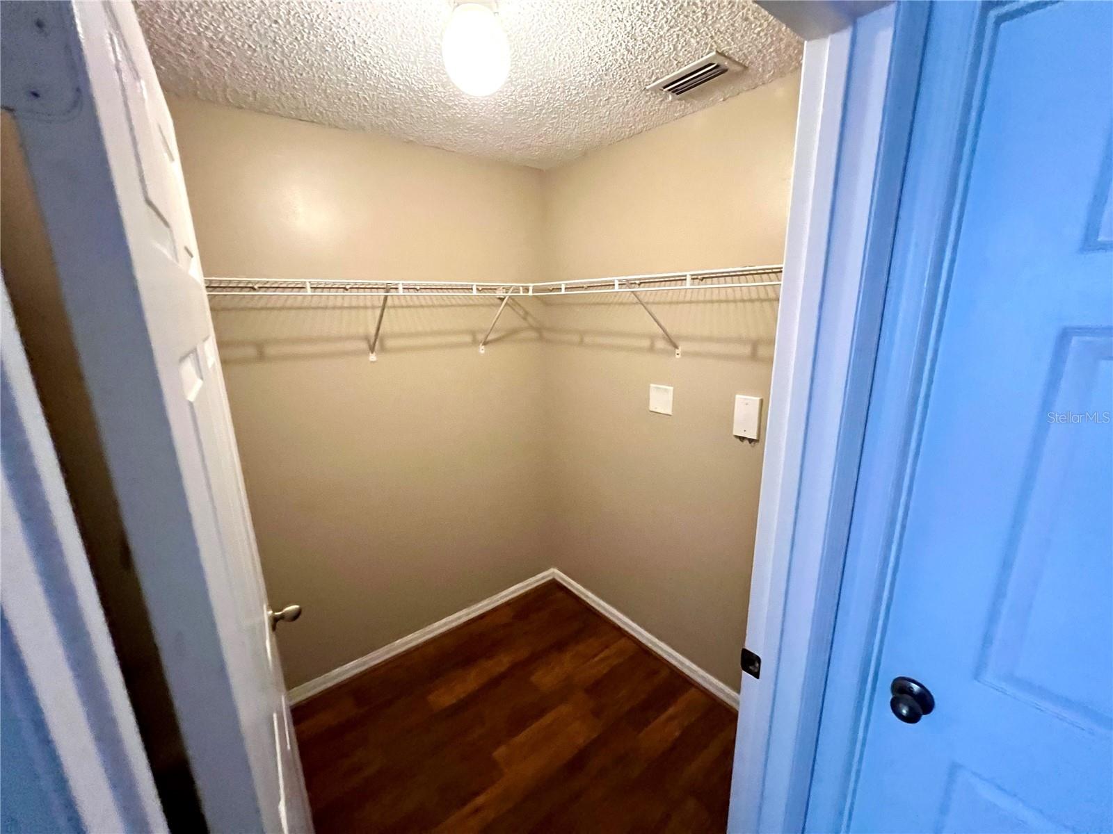 PALMS VILLA RESIDENCES - Residential Lease